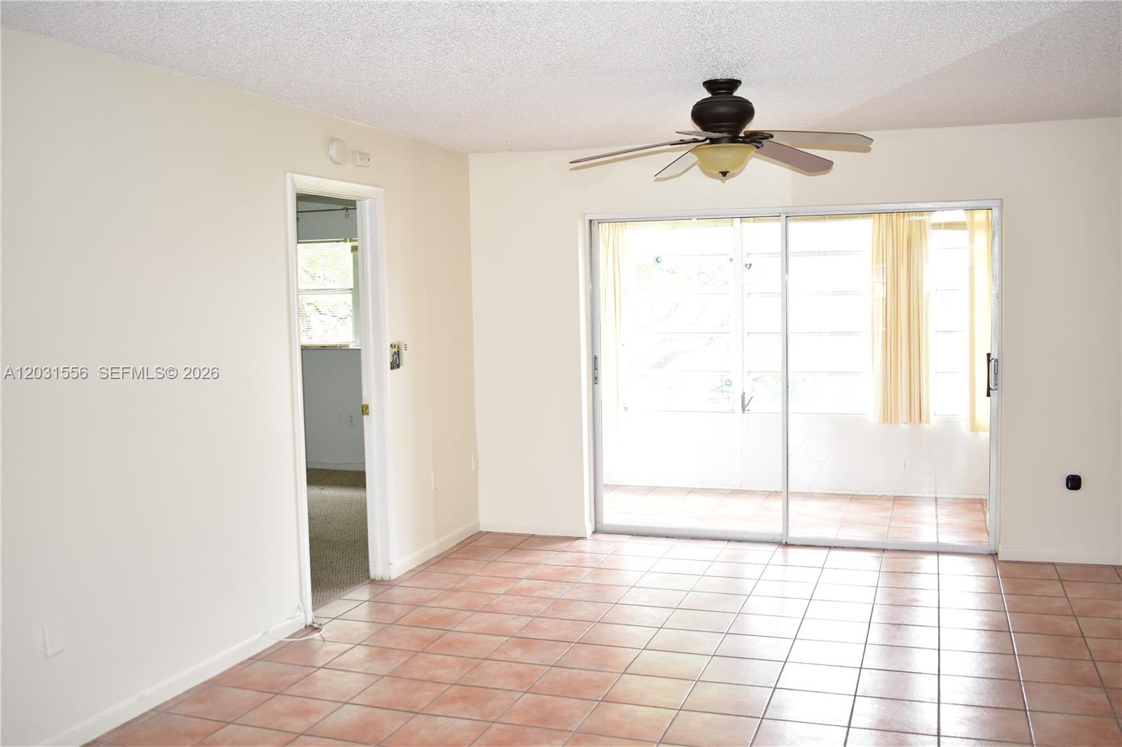 2701 N Pine Island Rd 311 Property Photo 6