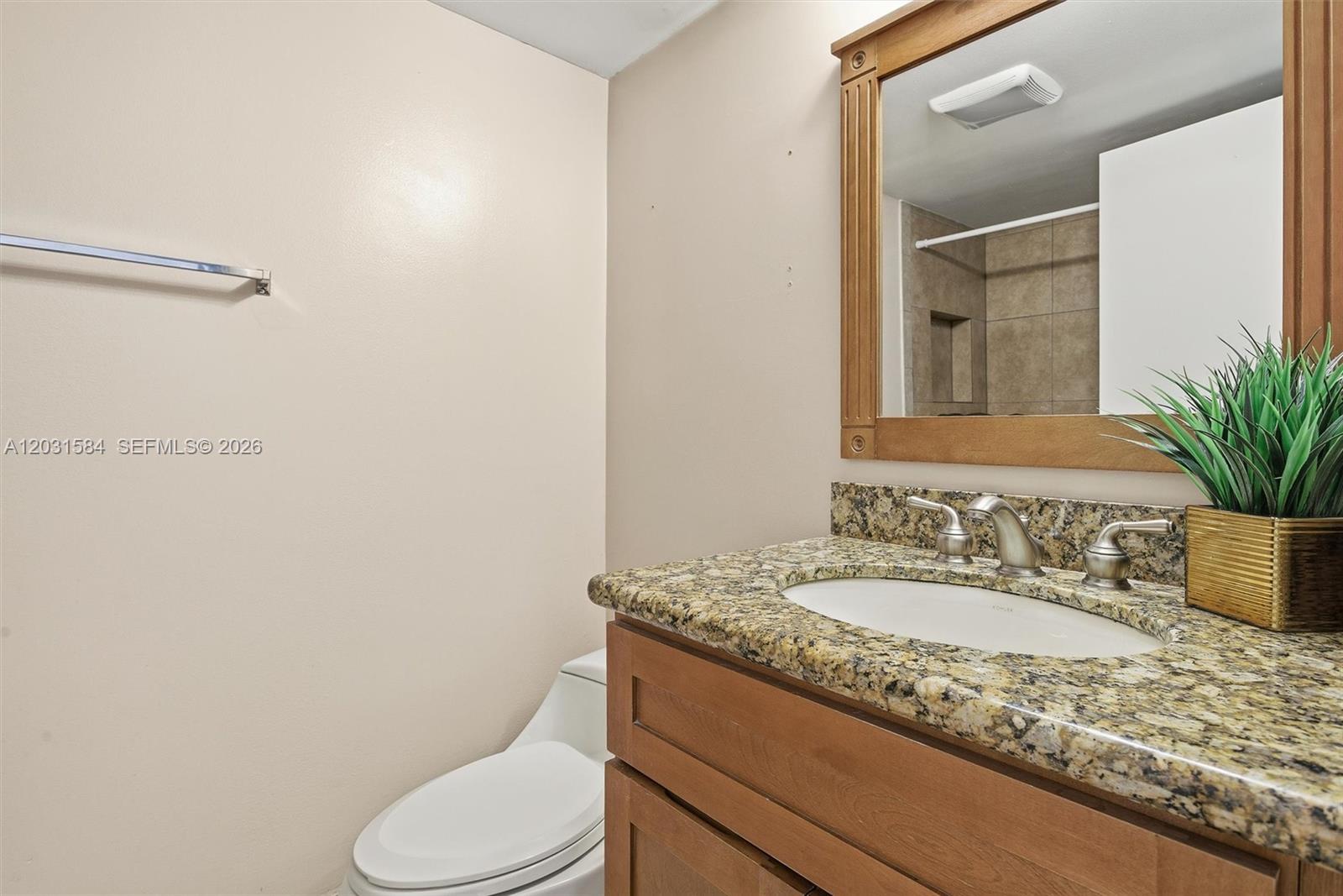 2379 Sw 15th St 107 Property Photo 16