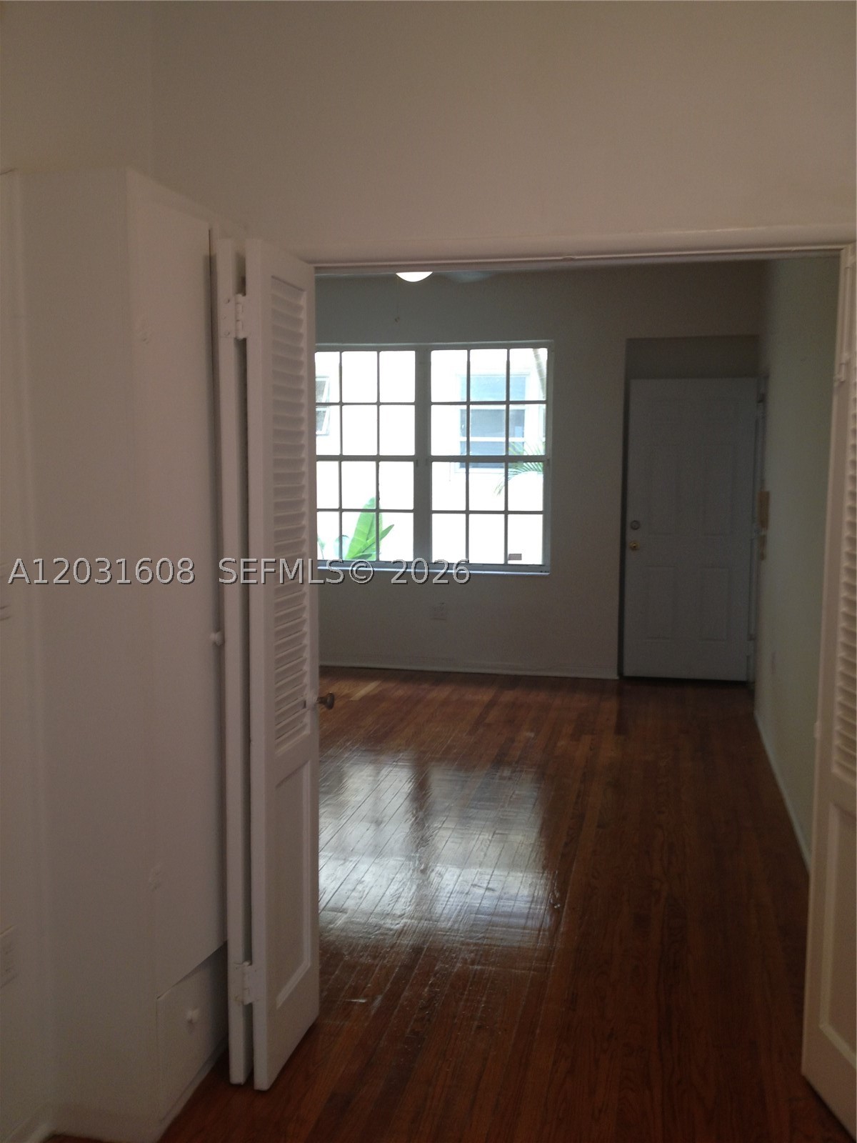748 Euclid Ave 2 Property Photo 2