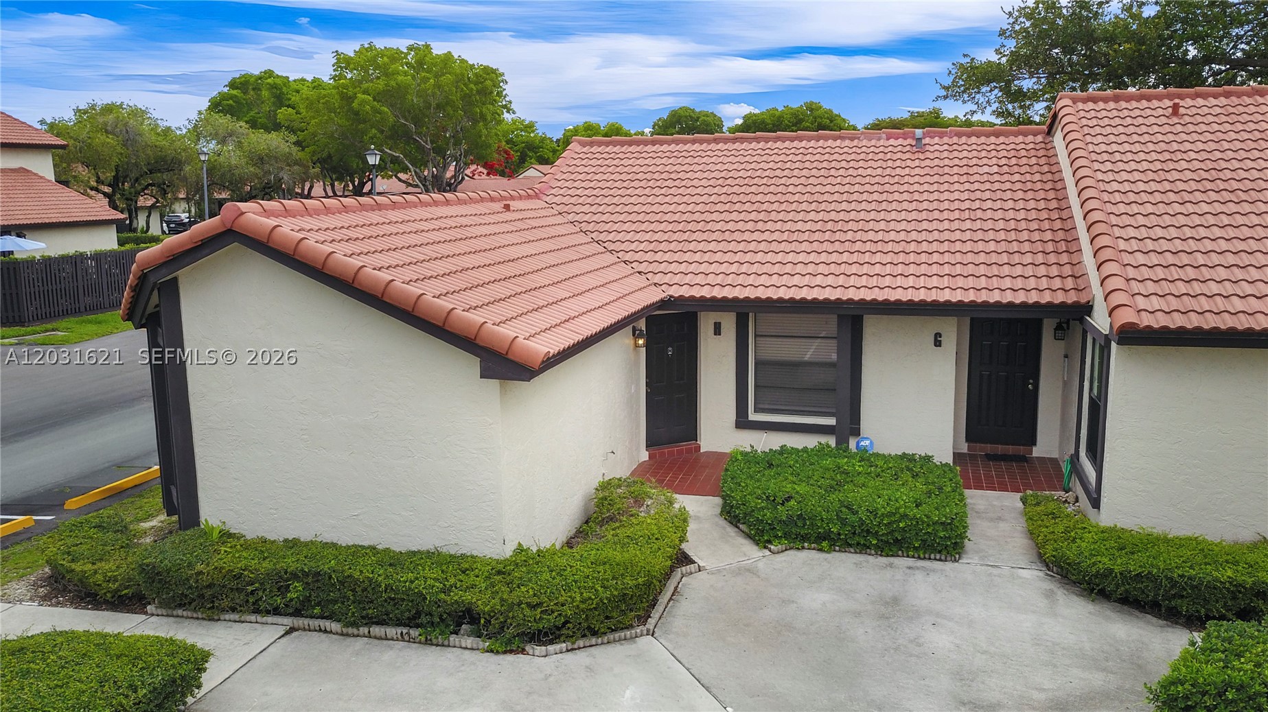 15240 SW 45th Ter 54-H Property Photo 1