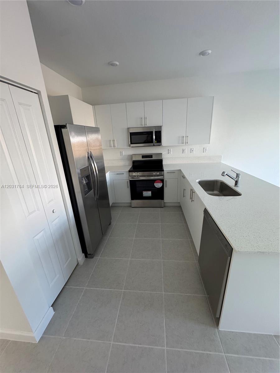 2655 Se 28 2655 Property Photo 3