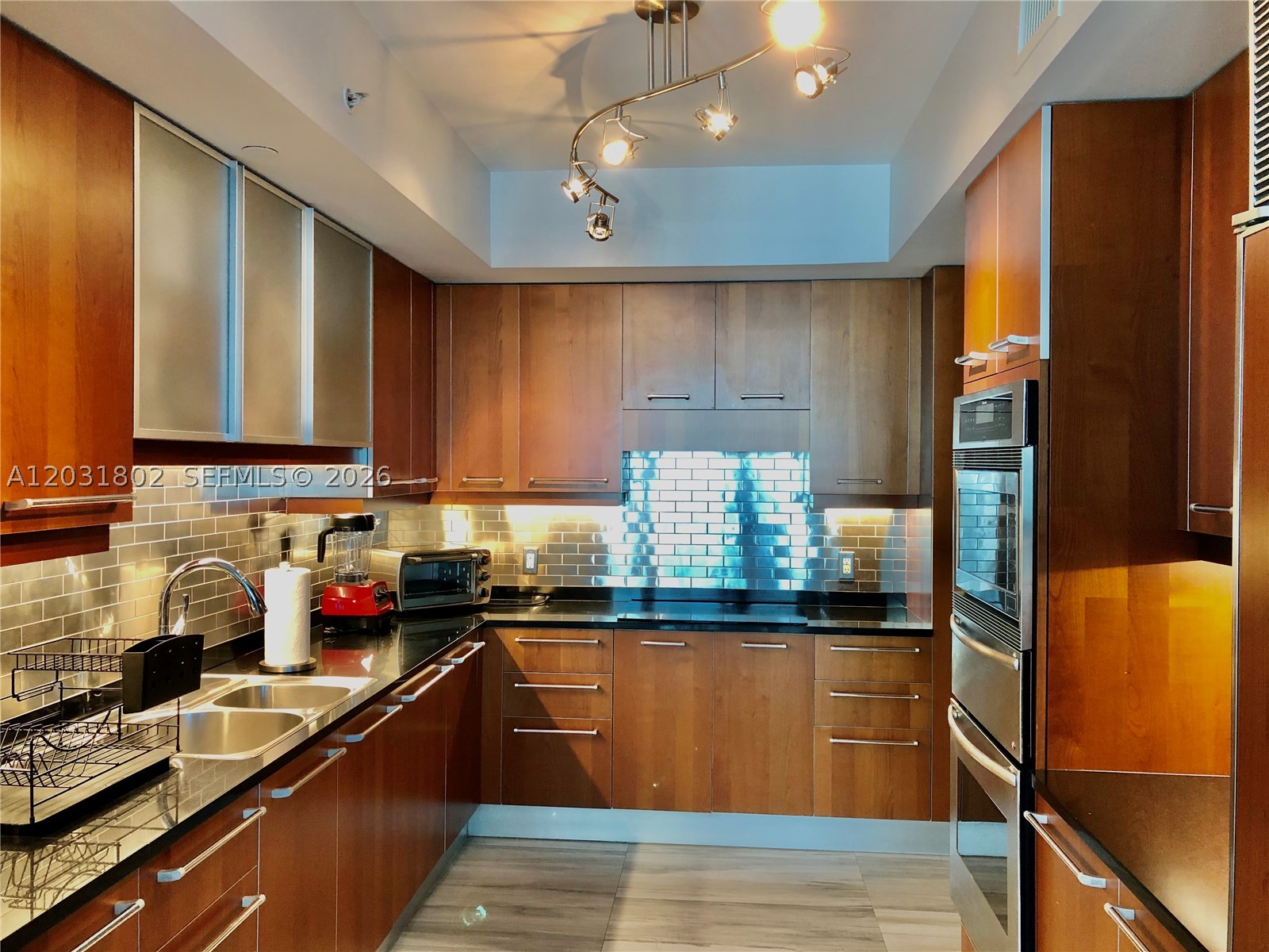 3101 S Ocean Dr 801 Property Photo 15