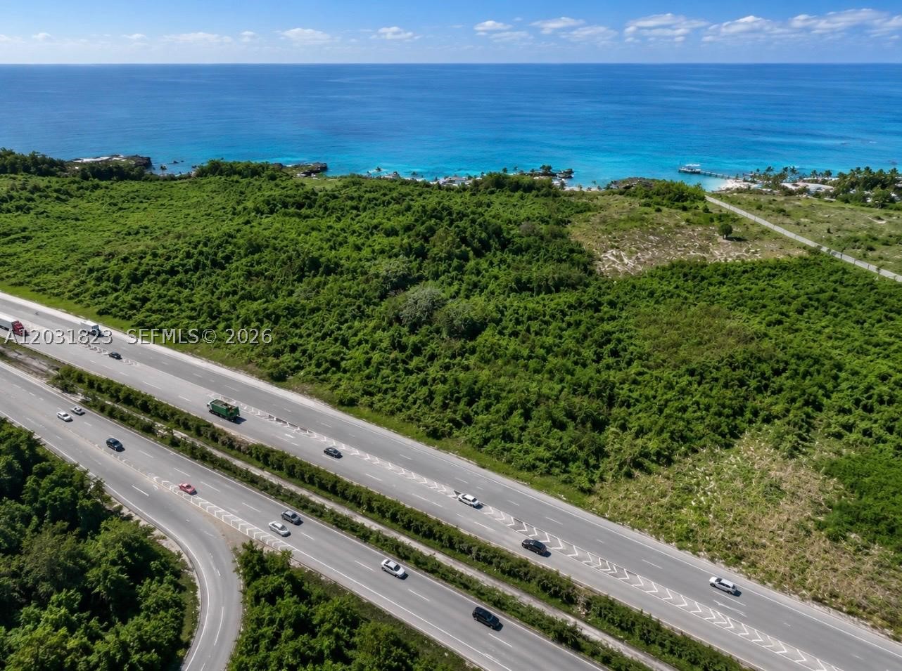 Autovia Del Este Property Photo 4