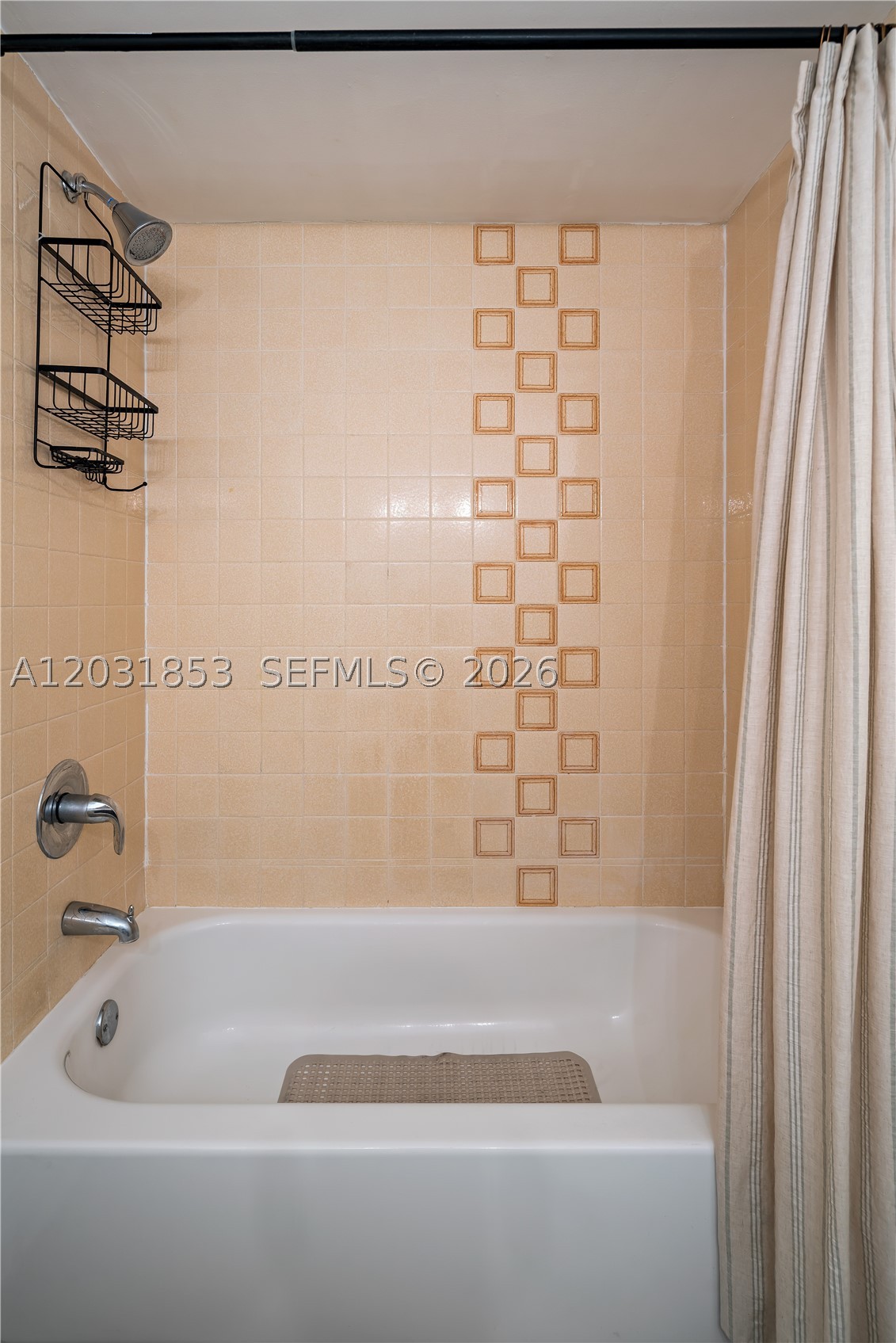 2625 Collins Ave 502 Property Photo 16