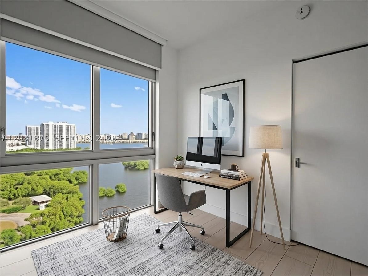 16385 Biscayne Blvd 1615 Property Photo 12