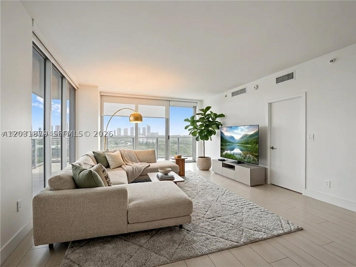 16385 Biscayne Blvd 1615 Property Photo 17