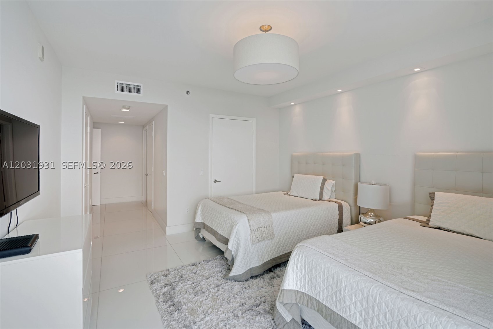 2711 S Ocean Dr 2803 Property Photo 31