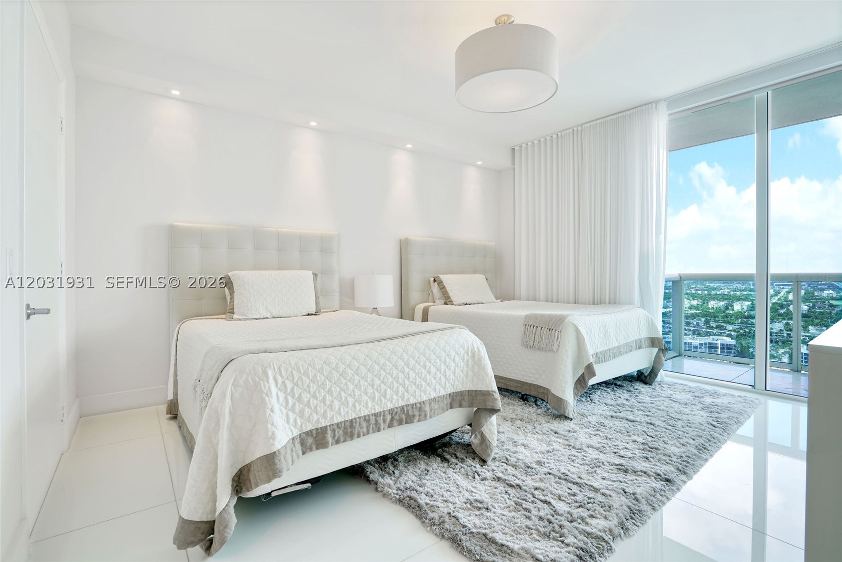 2711 S Ocean Dr 2803 Property Photo 32