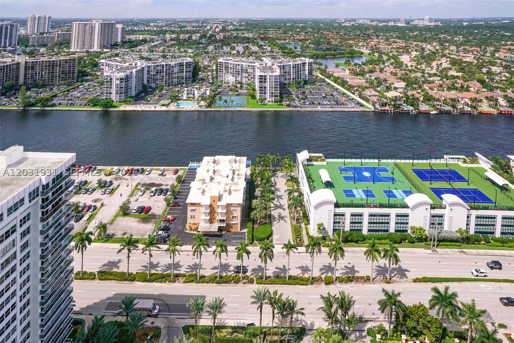2711 S Ocean Dr 2803 Property Photo 45