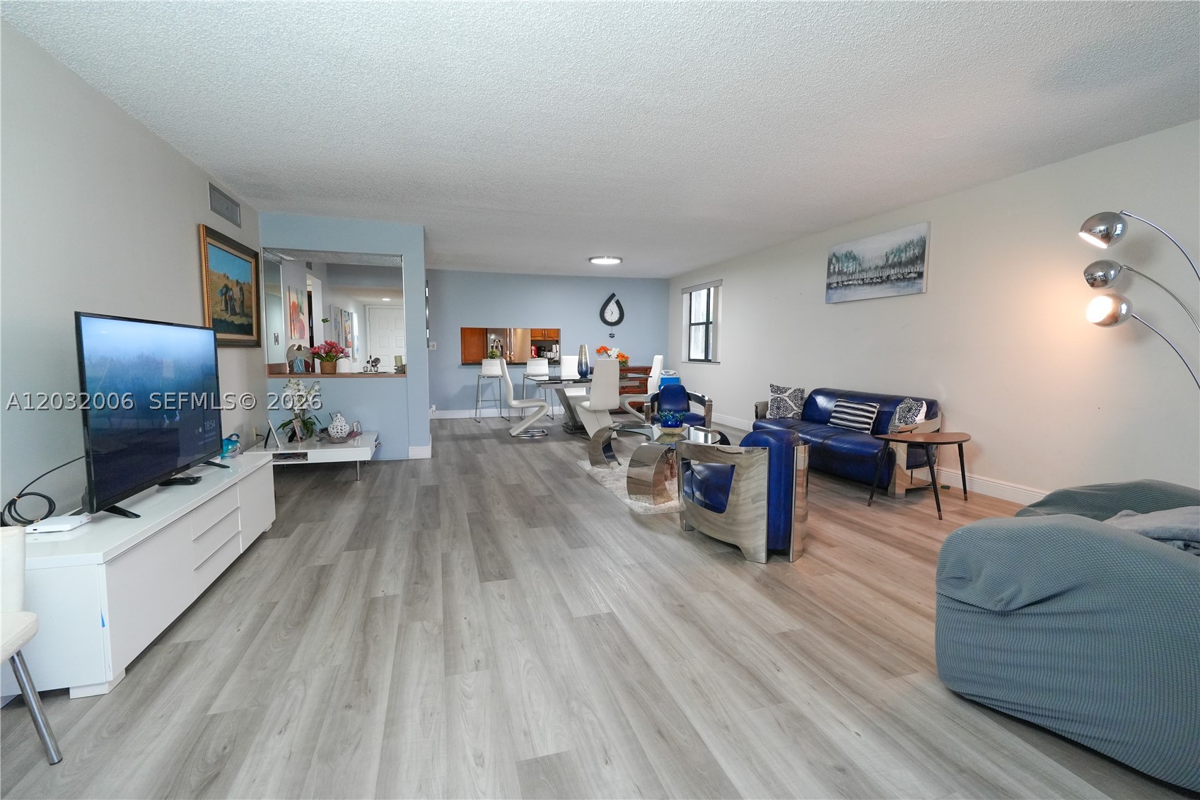 16051 Blatt Blvd 401 Property Photo 4
