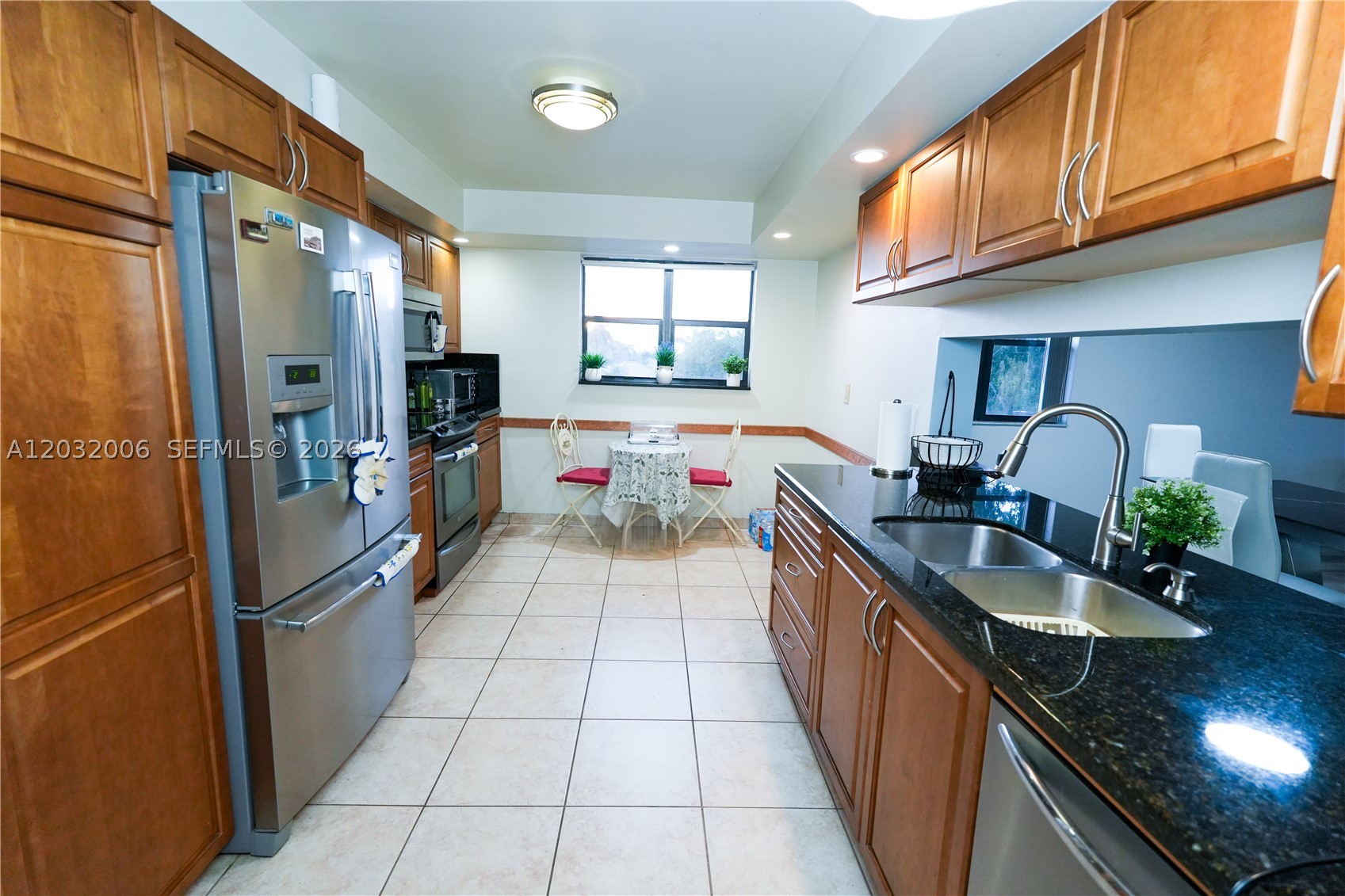 16051 Blatt Blvd 401 Property Photo 9
