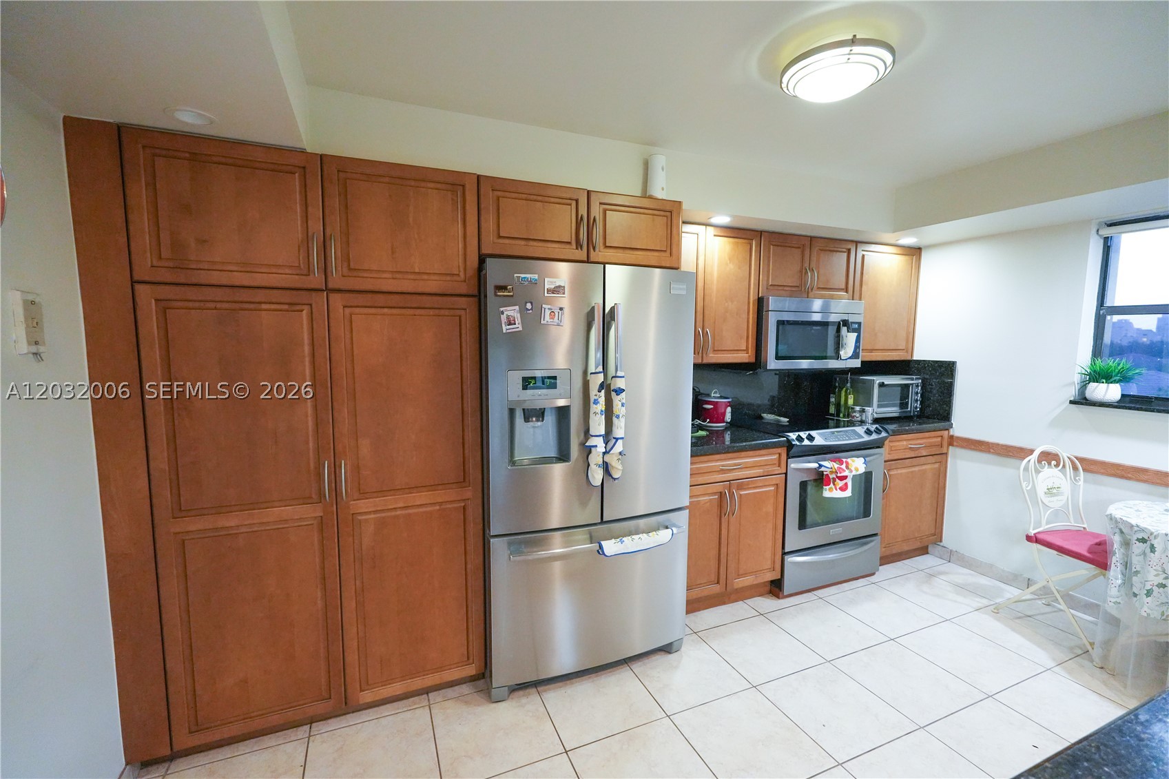 16051 Blatt Blvd 401 Property Photo 13