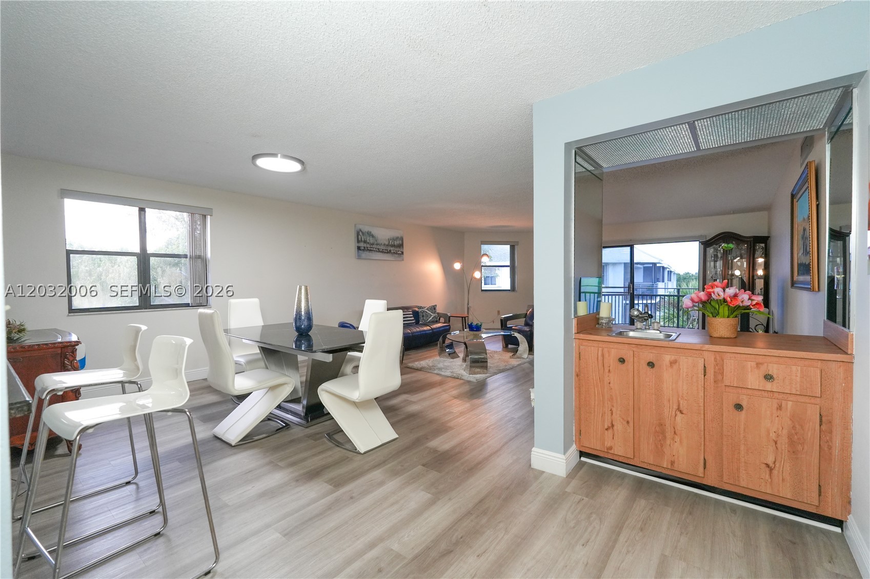 16051 Blatt Blvd 401 Property Photo 16