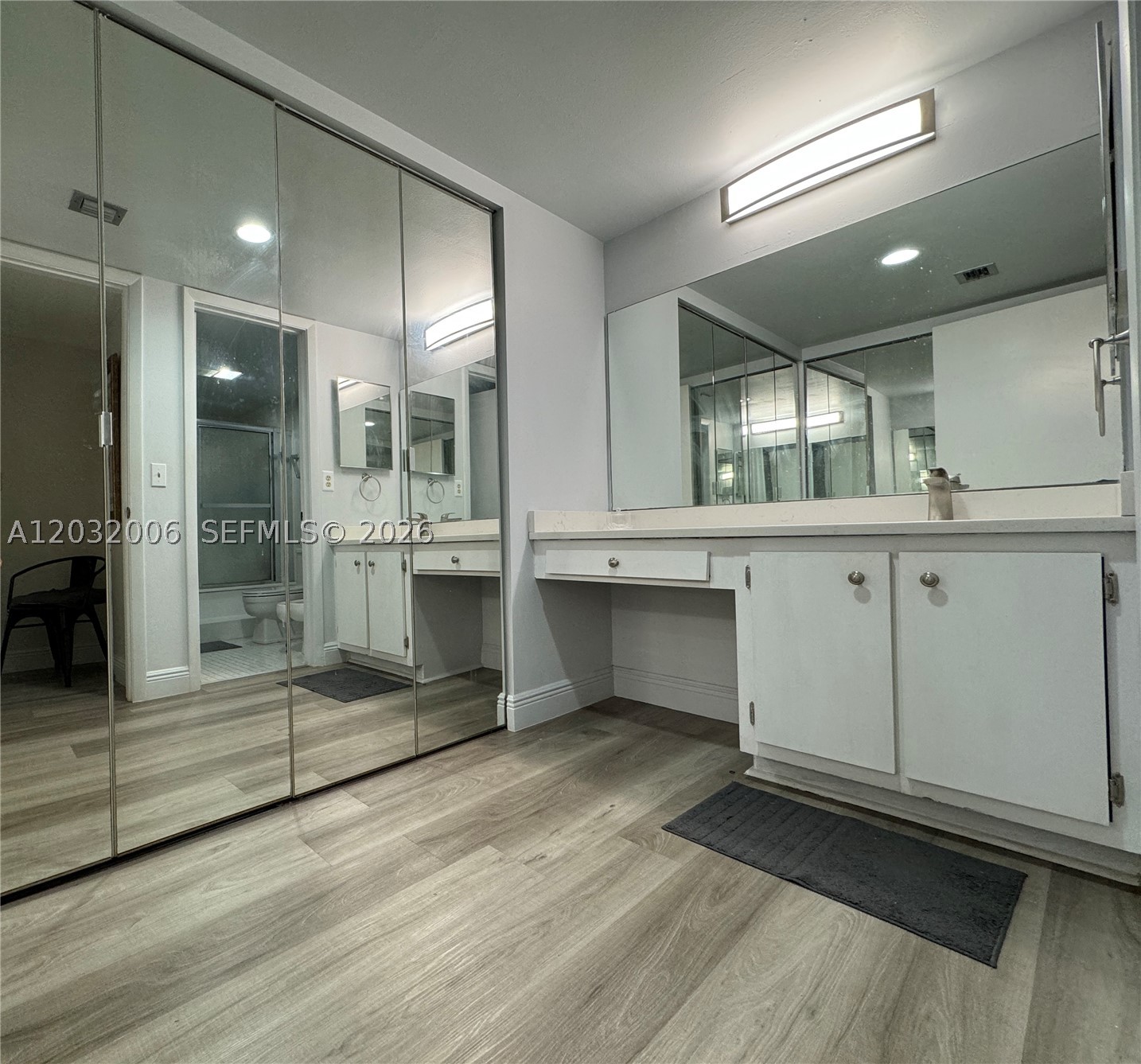 16051 Blatt Blvd 401 Property Photo 25