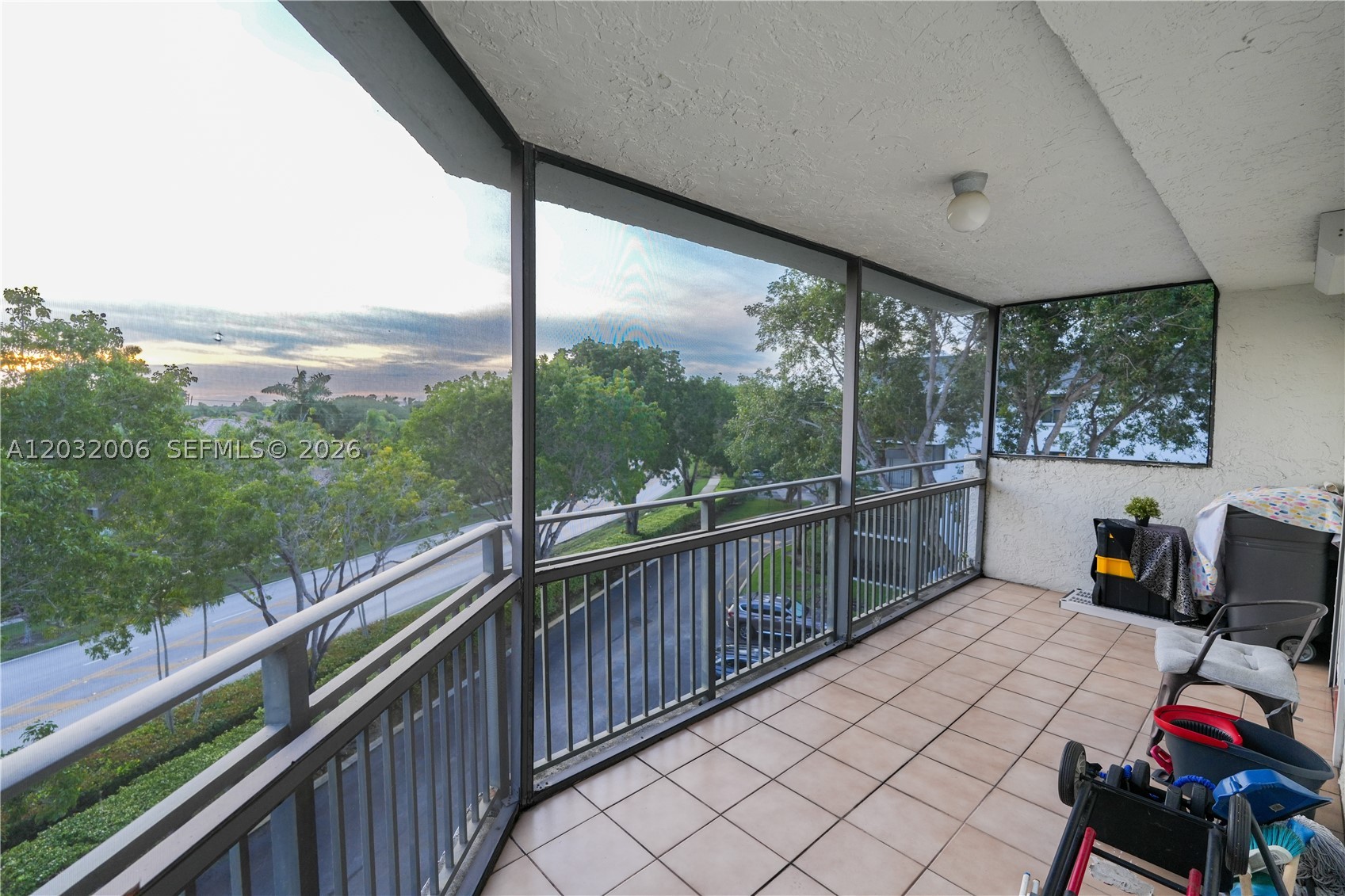 16051 Blatt Blvd 401 Property Photo 27