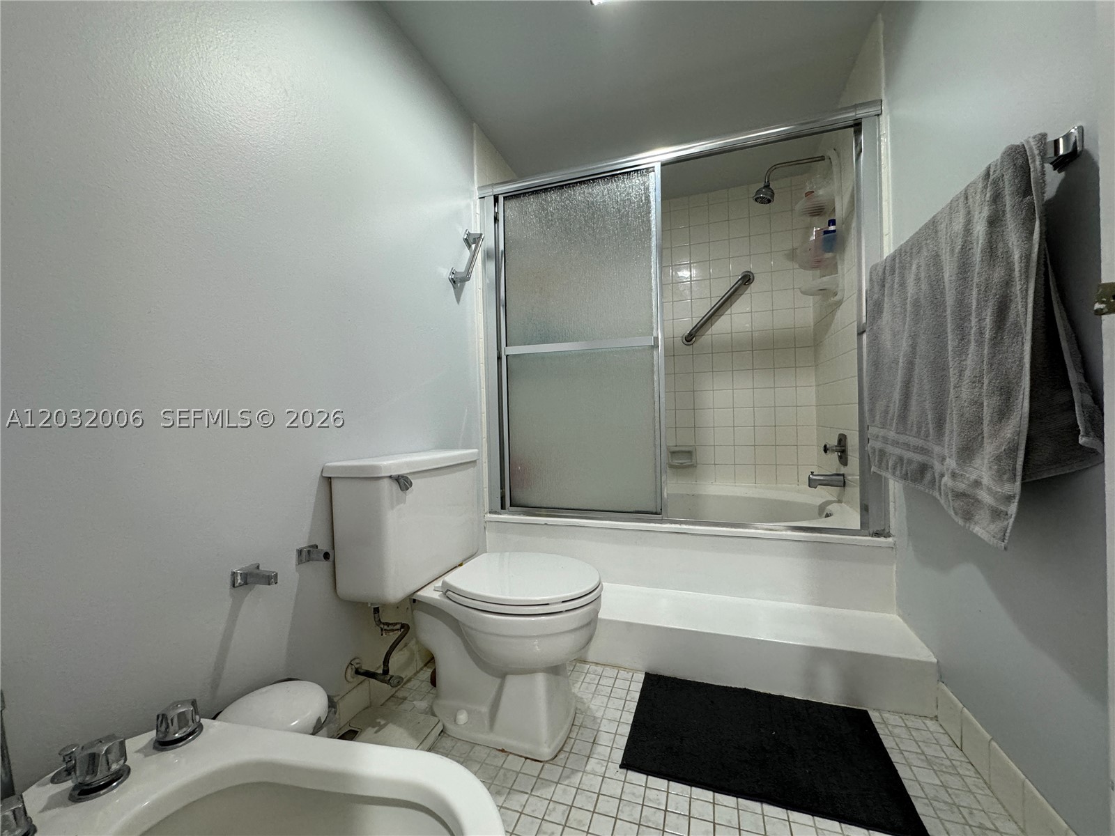16051 Blatt Blvd 401 Property Photo 31