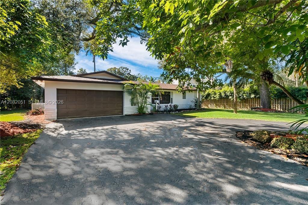 2810 Riverland Rd Property Photo 1