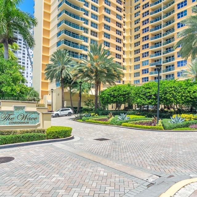 2501 S Ocean Dr 1002 (available Now-oct) Property Photo 18