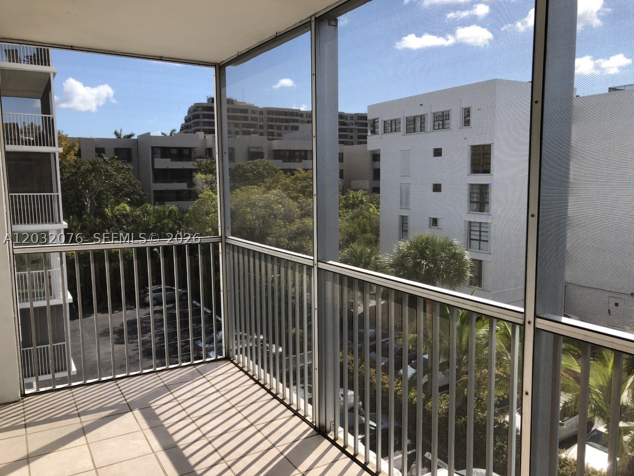 150 Ocean Lane Dr 4b Property Photo 15
