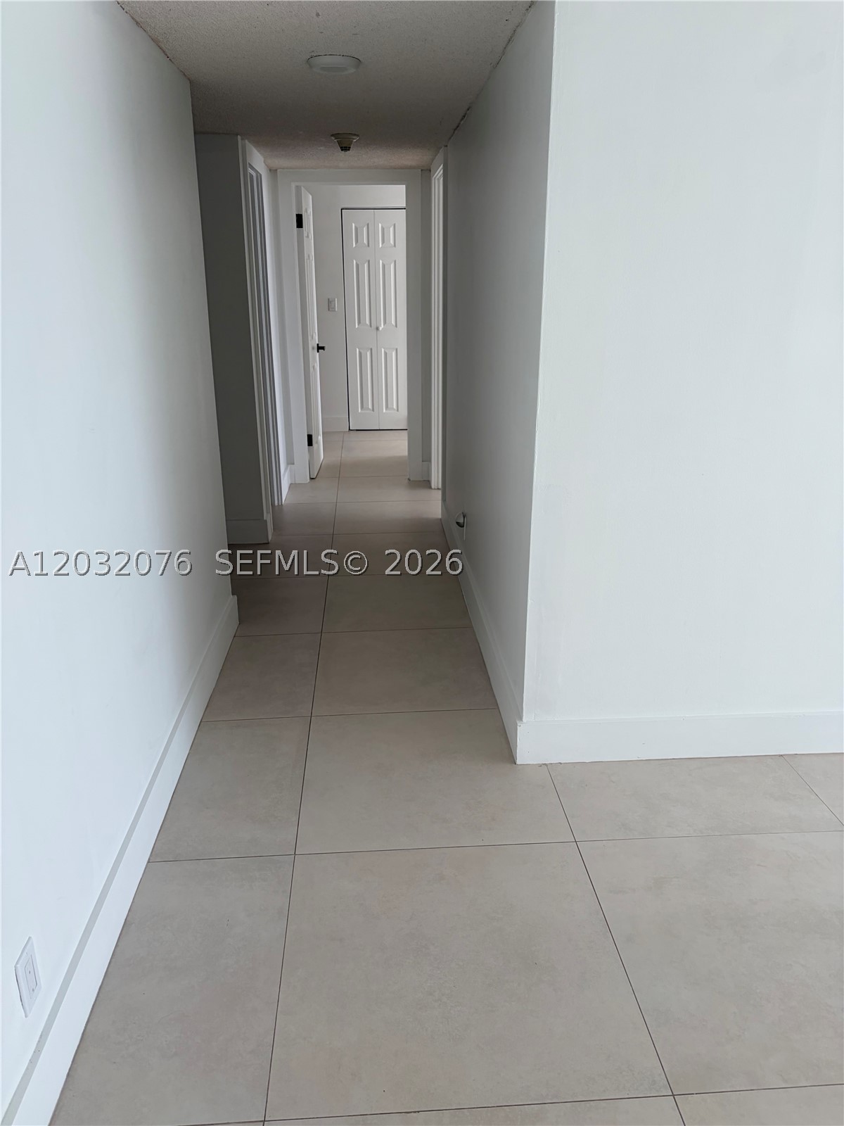150 Ocean Lane Dr 4b Property Photo 30
