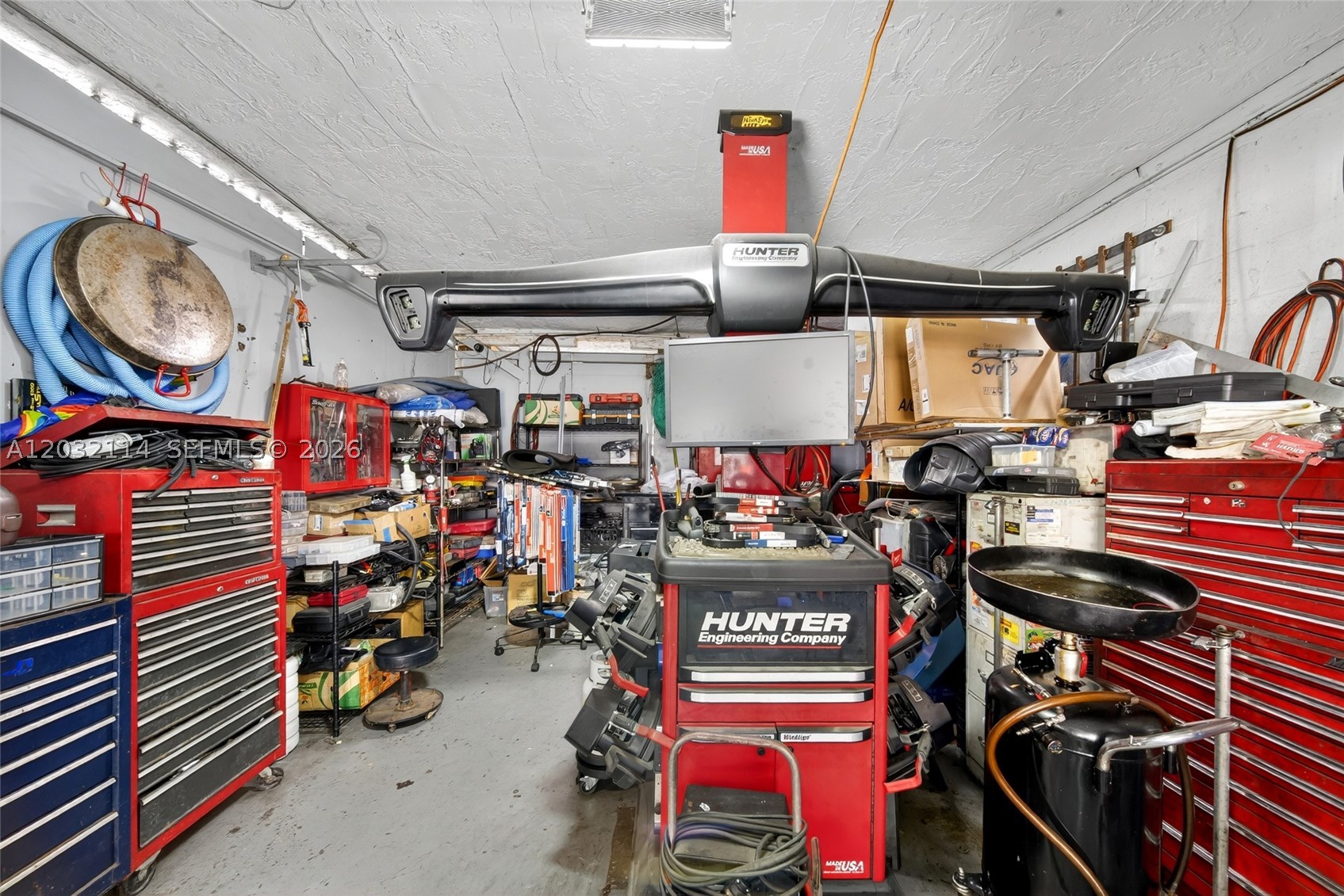 A12032114 Property Photo 12