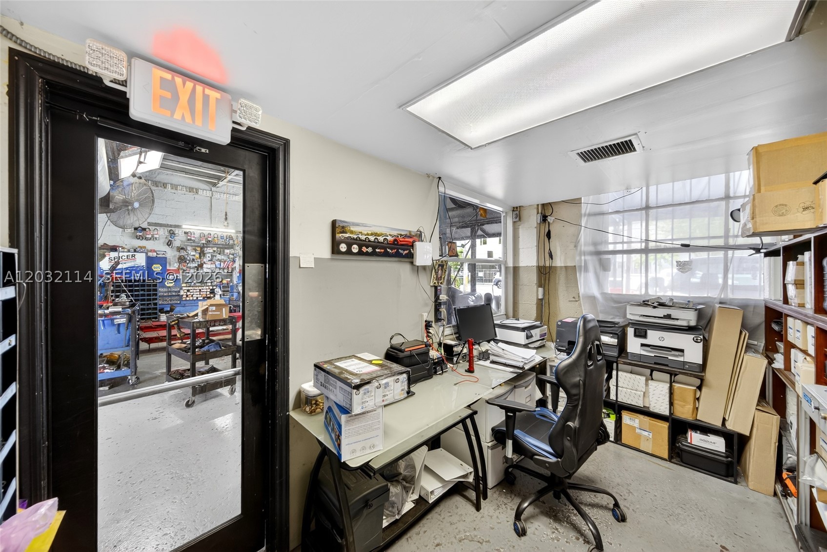 A12032114 Property Photo 41