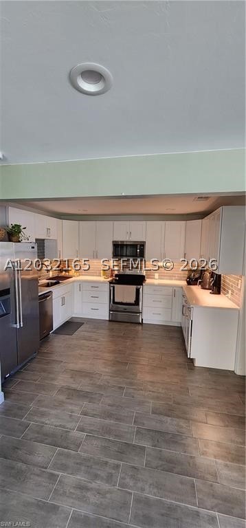 A12032165 Property Photo 12