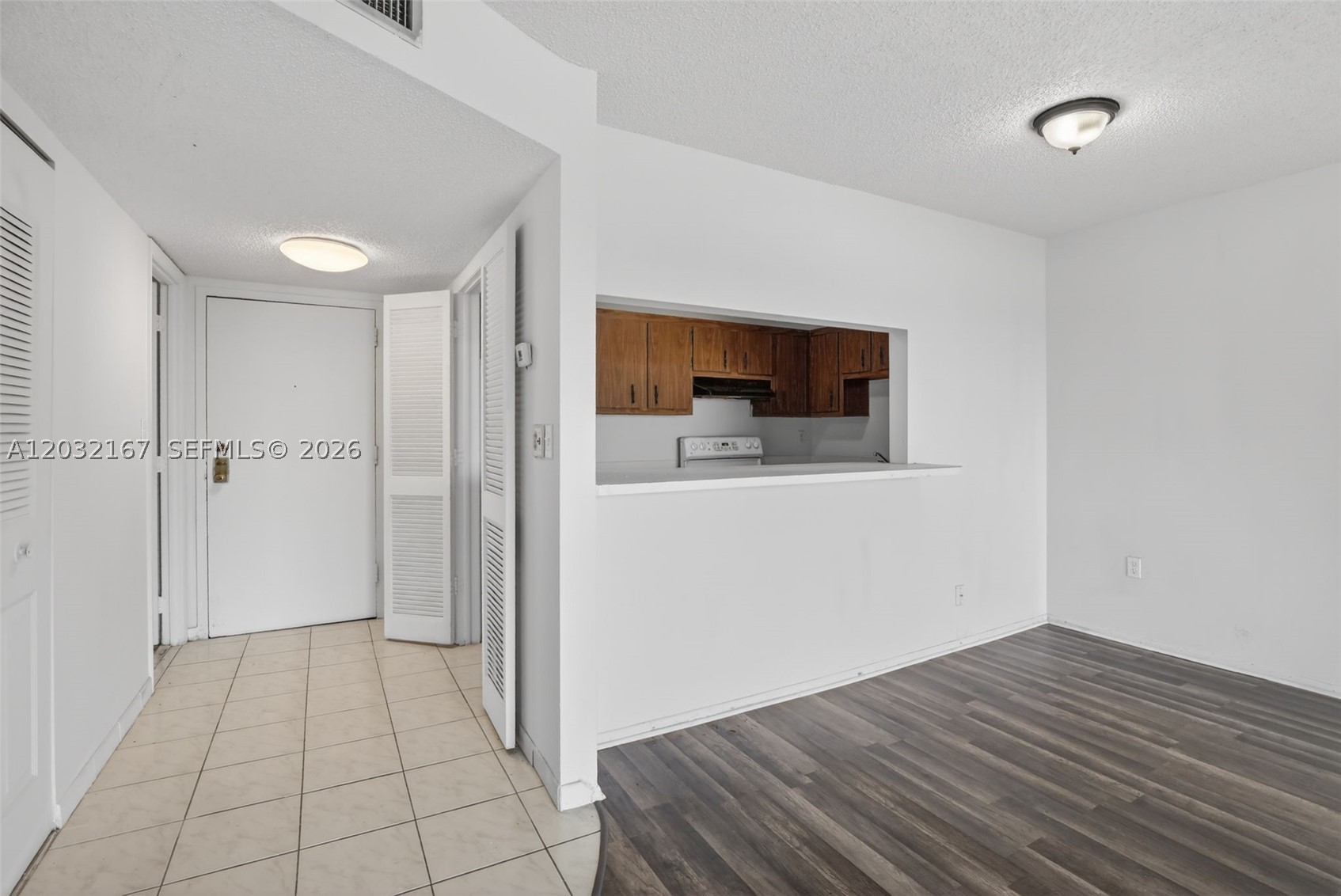 4174 Inverrary Dr 805 Property Photo 10