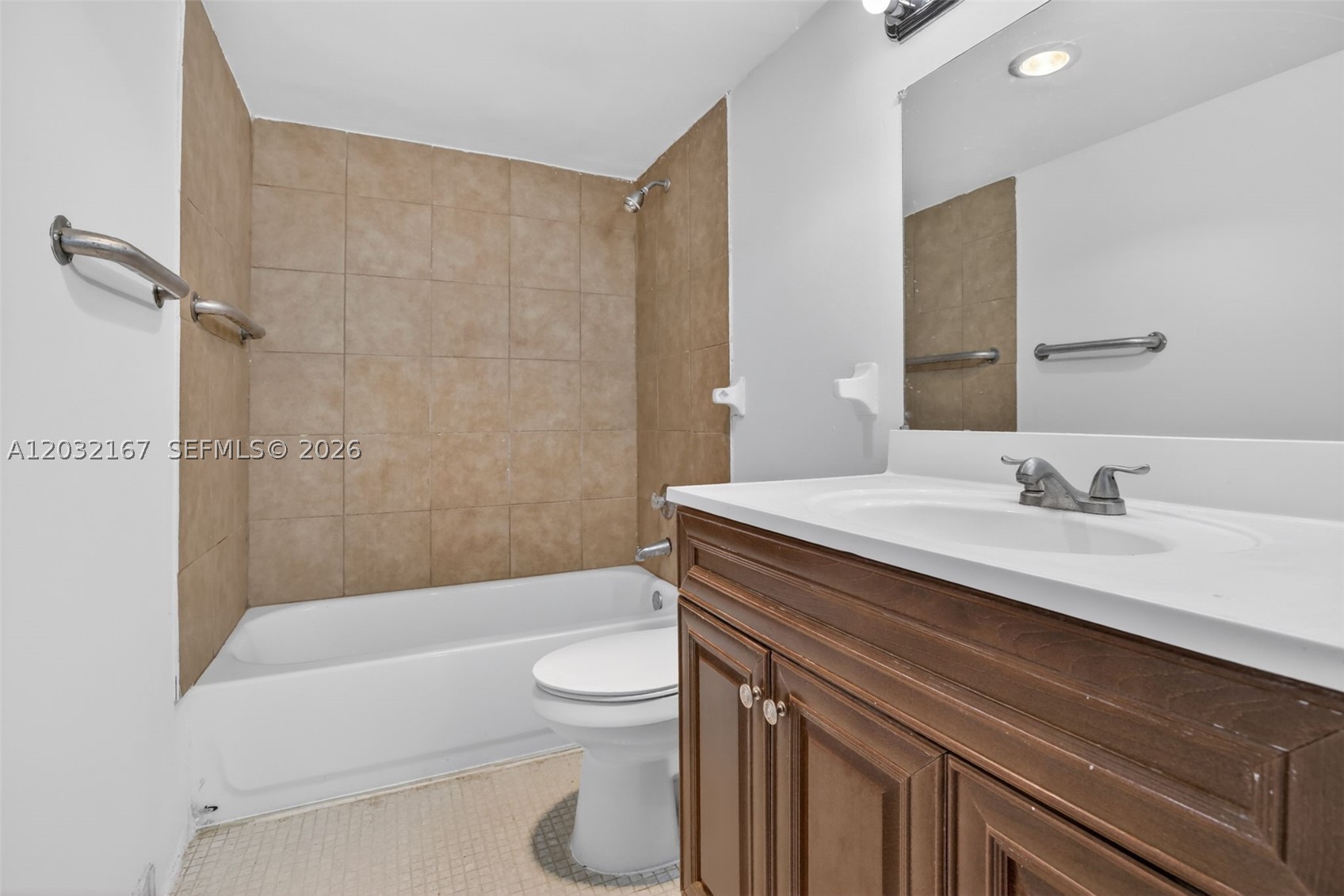 4174 Inverrary Dr 805 Property Photo 19