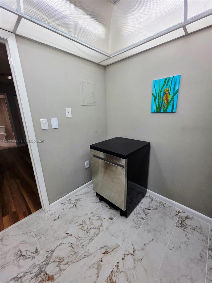 4164 Inverrary Dr 204 Property Photo 11