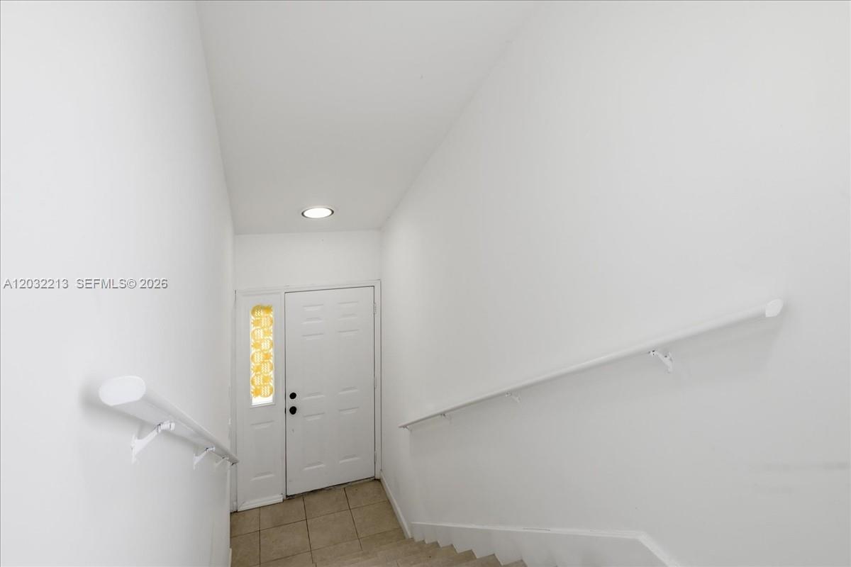 2614 Se 21st Ct 201-b Property Photo 8