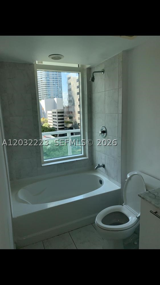 950 Brickell Bay Dr 701 Property Photo 8