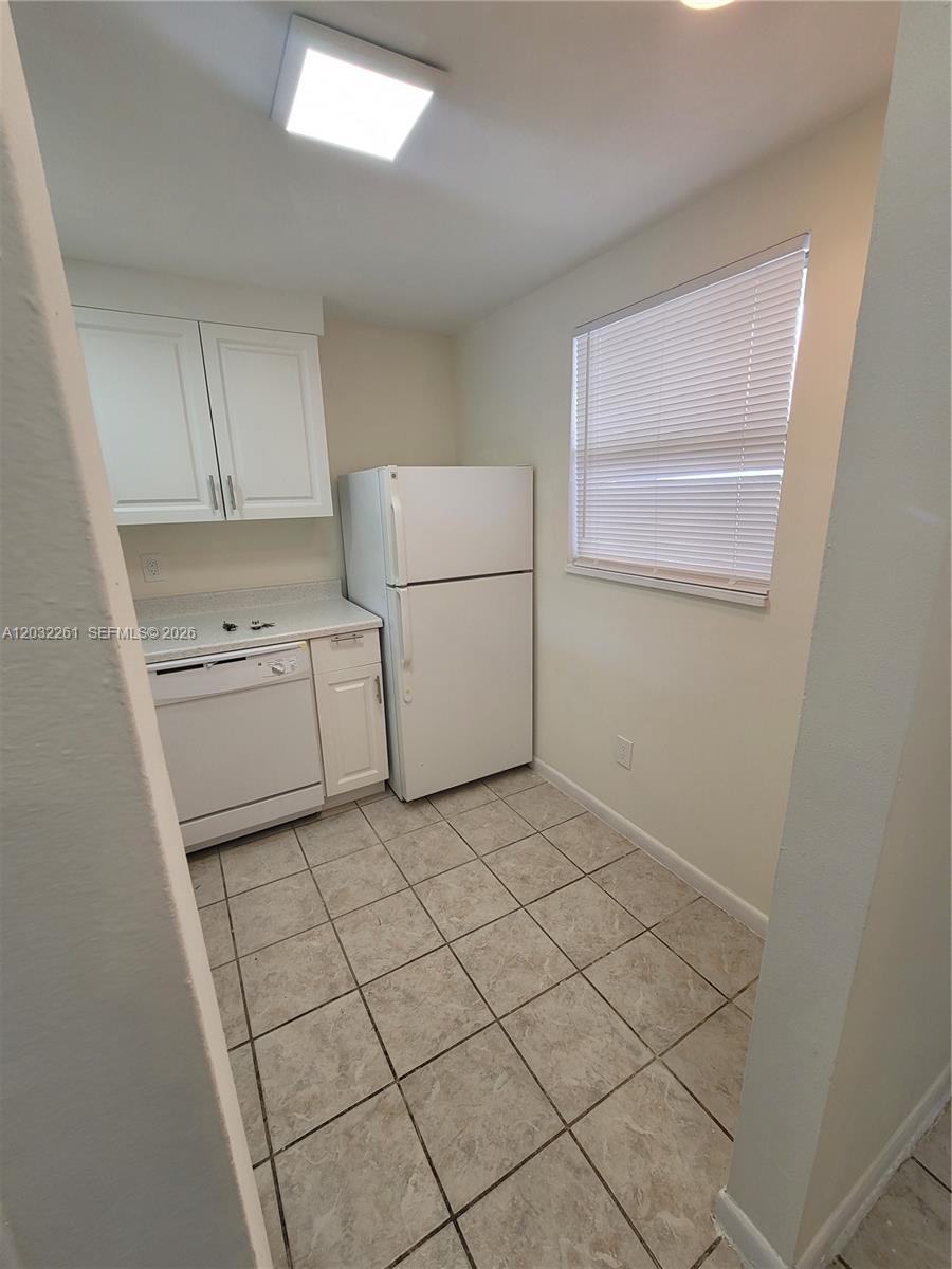 2800 Nw 56th Ave E401 Property Photo 4