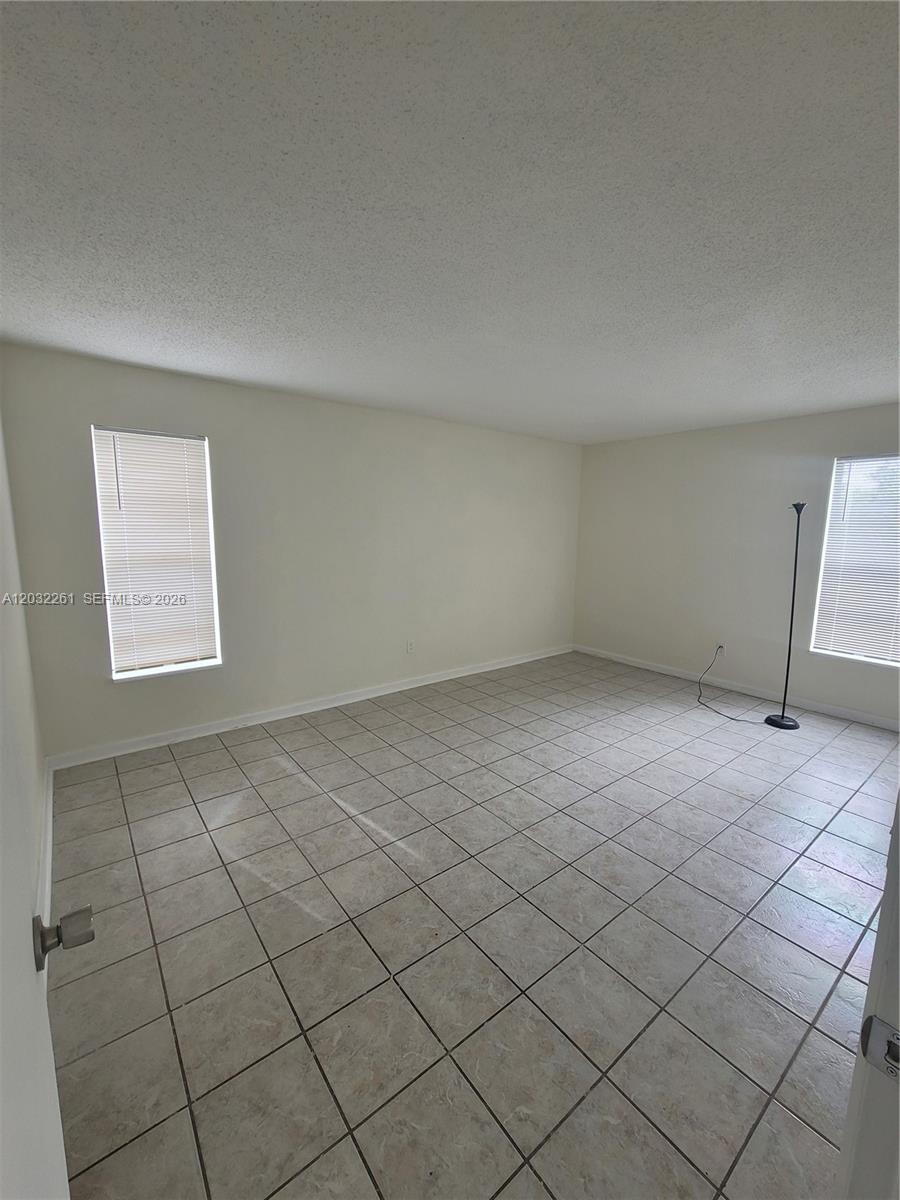 2800 Nw 56th Ave E401 Property Photo 5