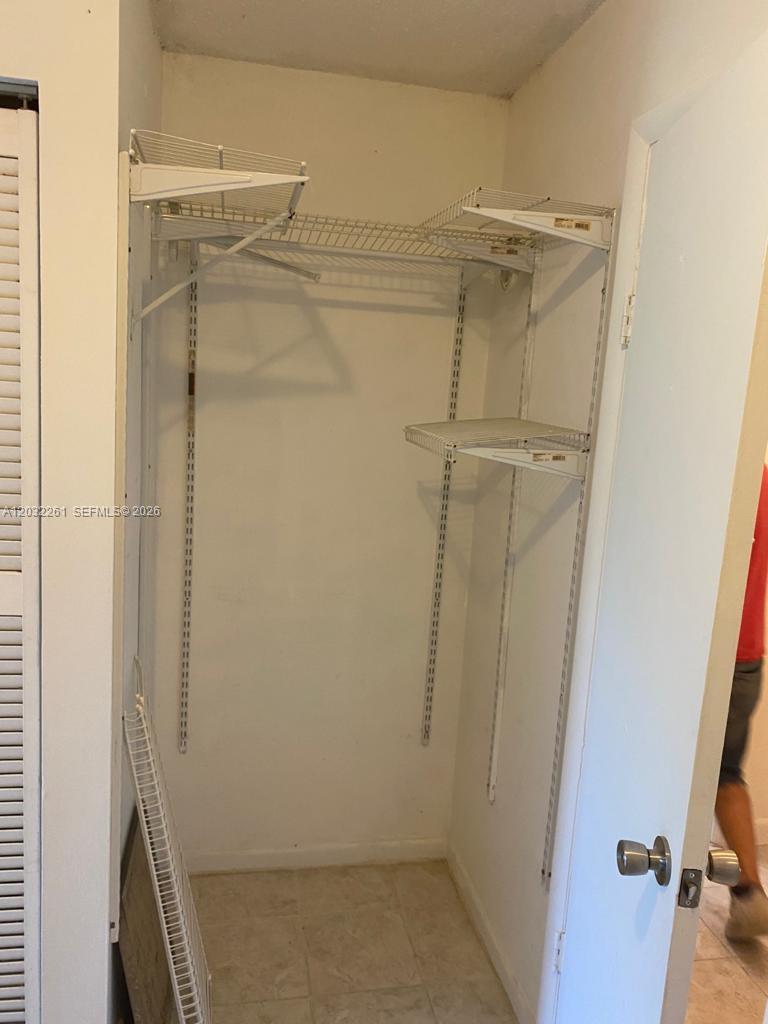 2800 Nw 56th Ave E401 Property Photo 6
