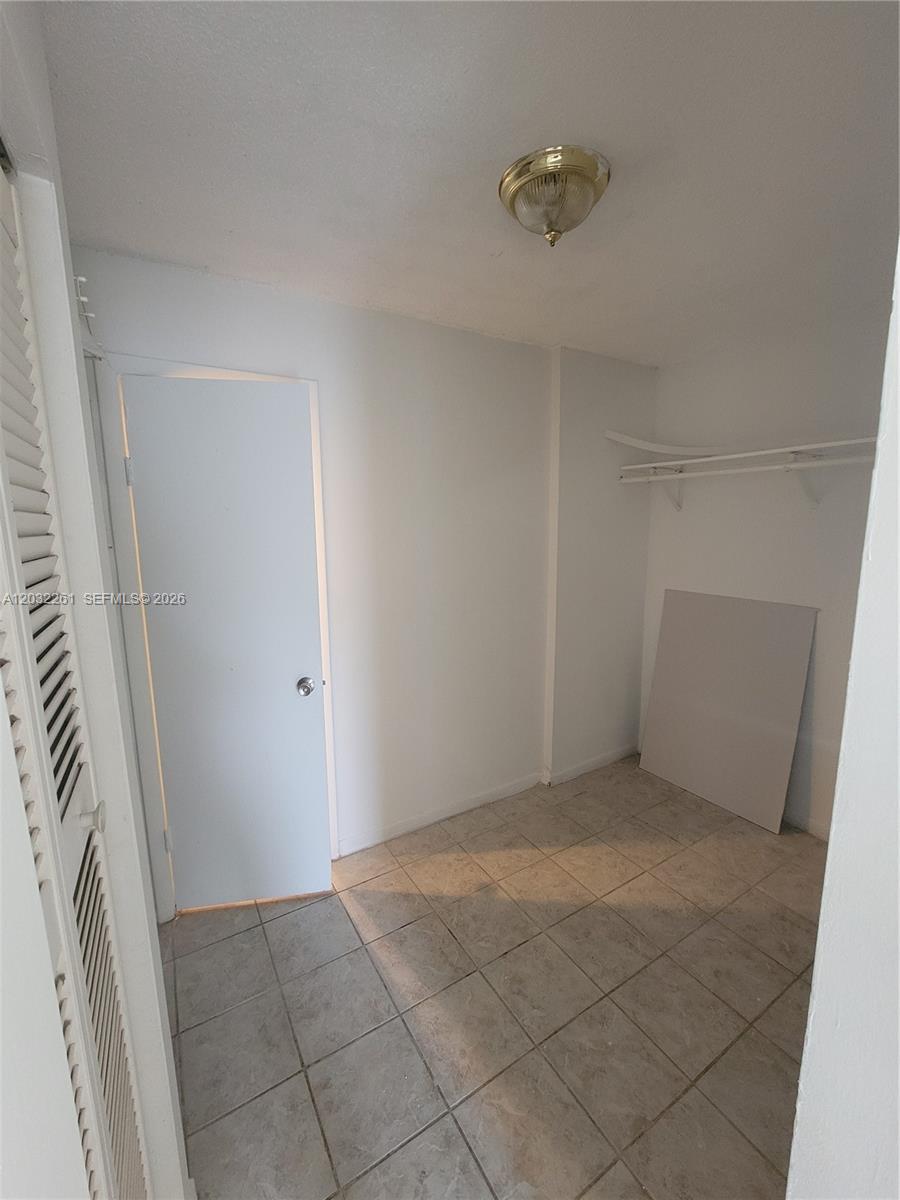2800 Nw 56th Ave E401 Property Photo 7