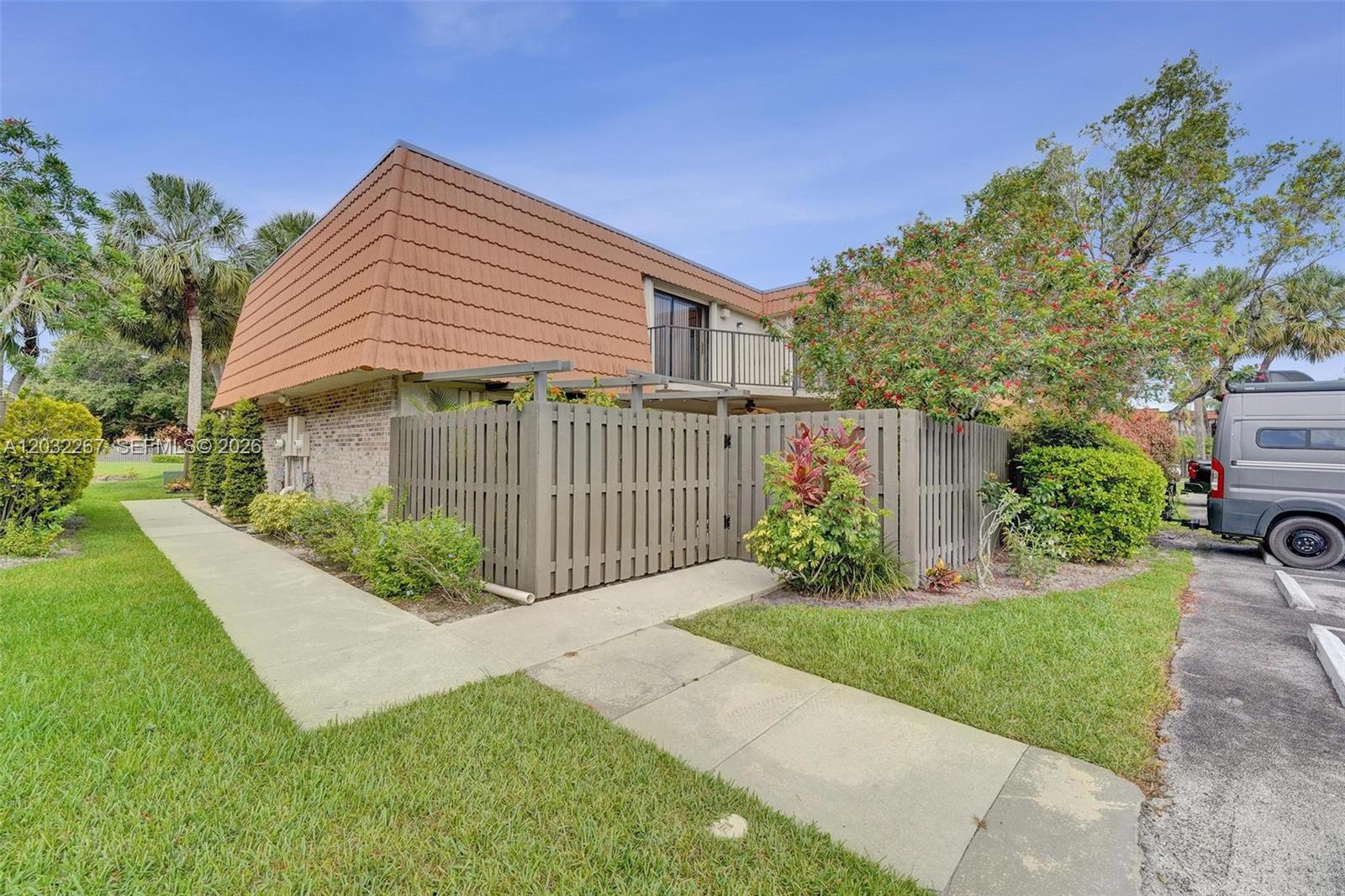 11100 Sw 15th Mnr Property Photo 1