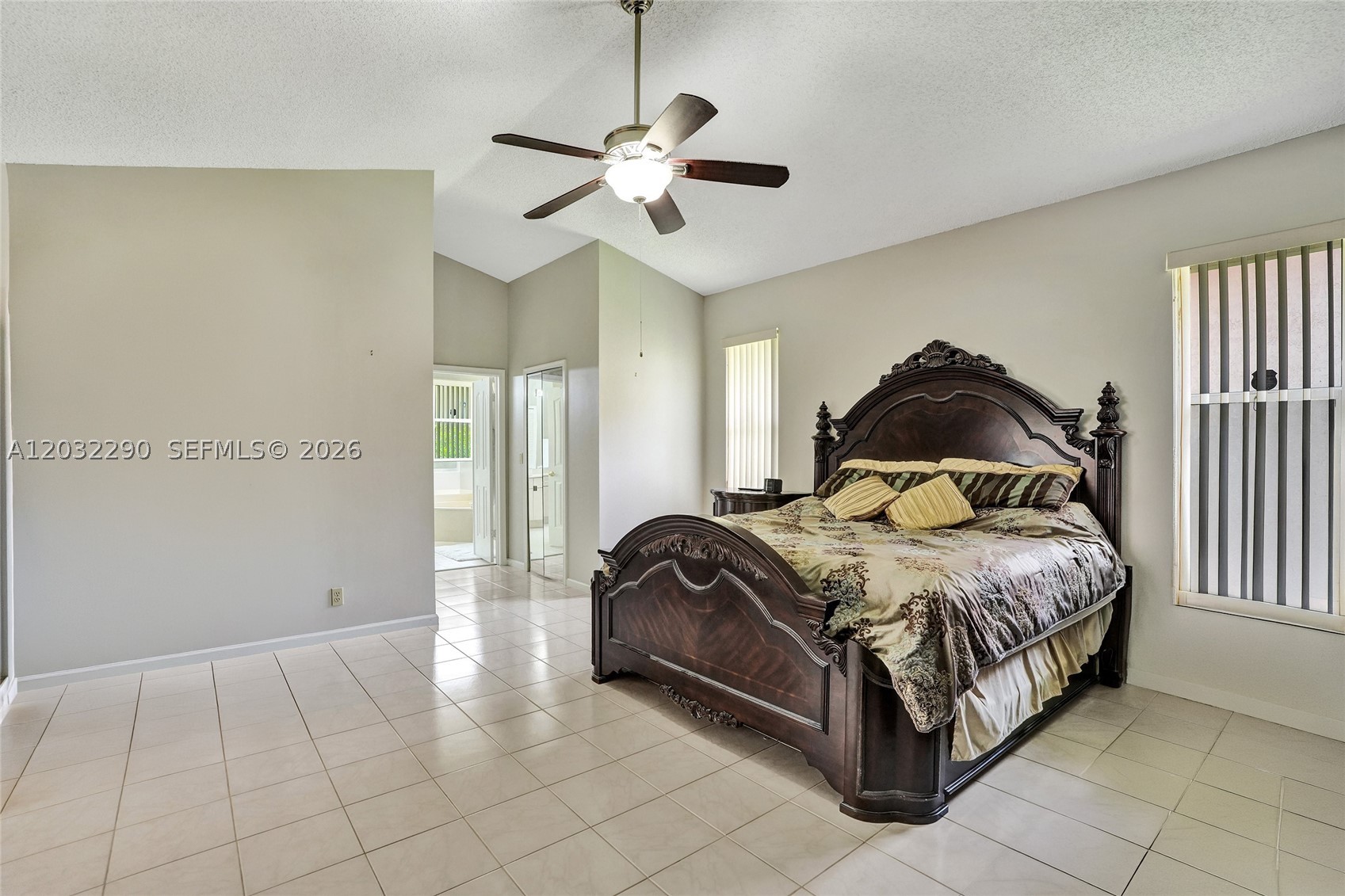 8269 Nw 40th Ct Property Photo 11
