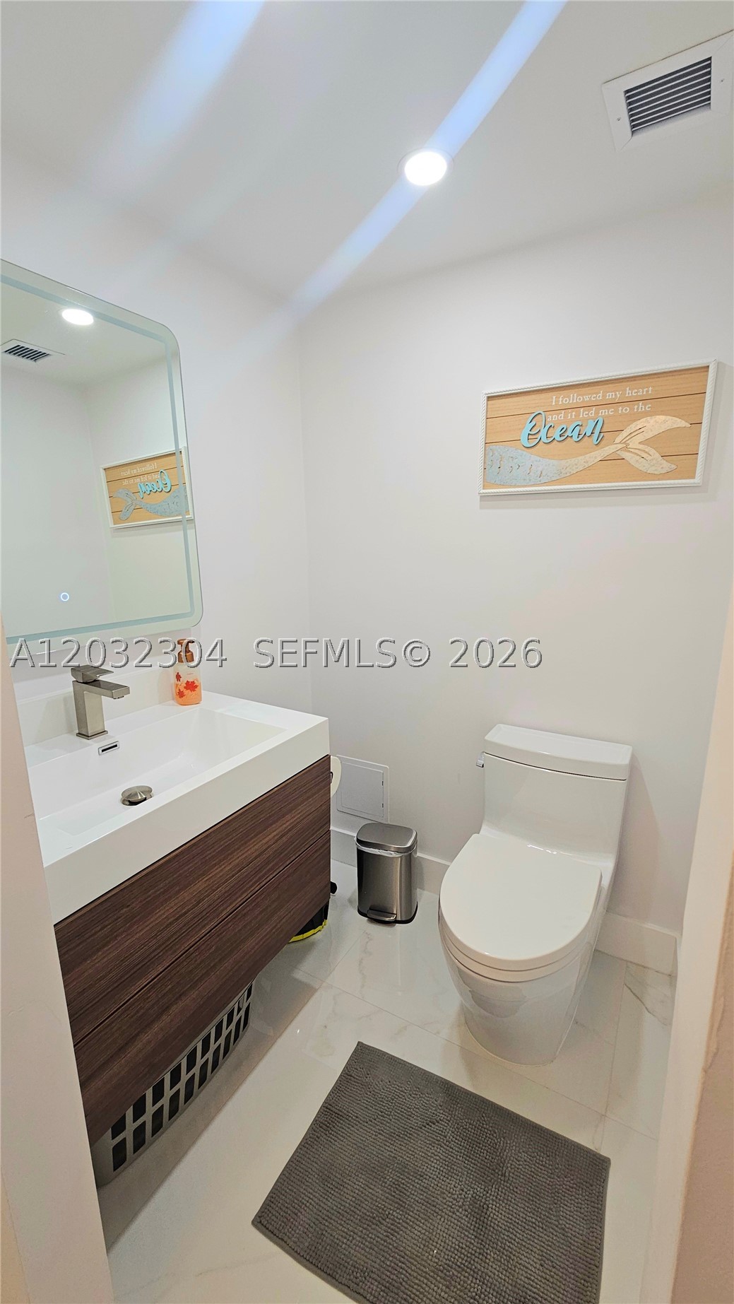 1950 S Ocean Dr 3d Property Photo 8