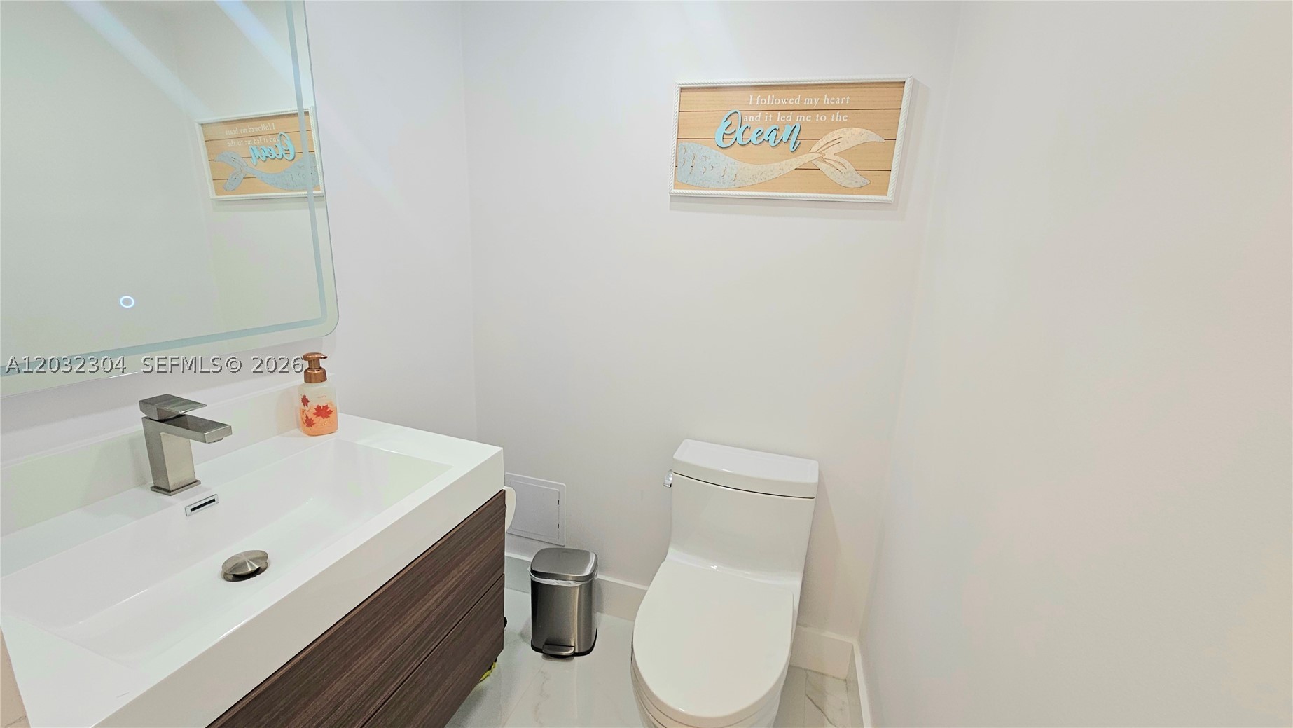 1950 S Ocean Dr 3d Property Photo 9