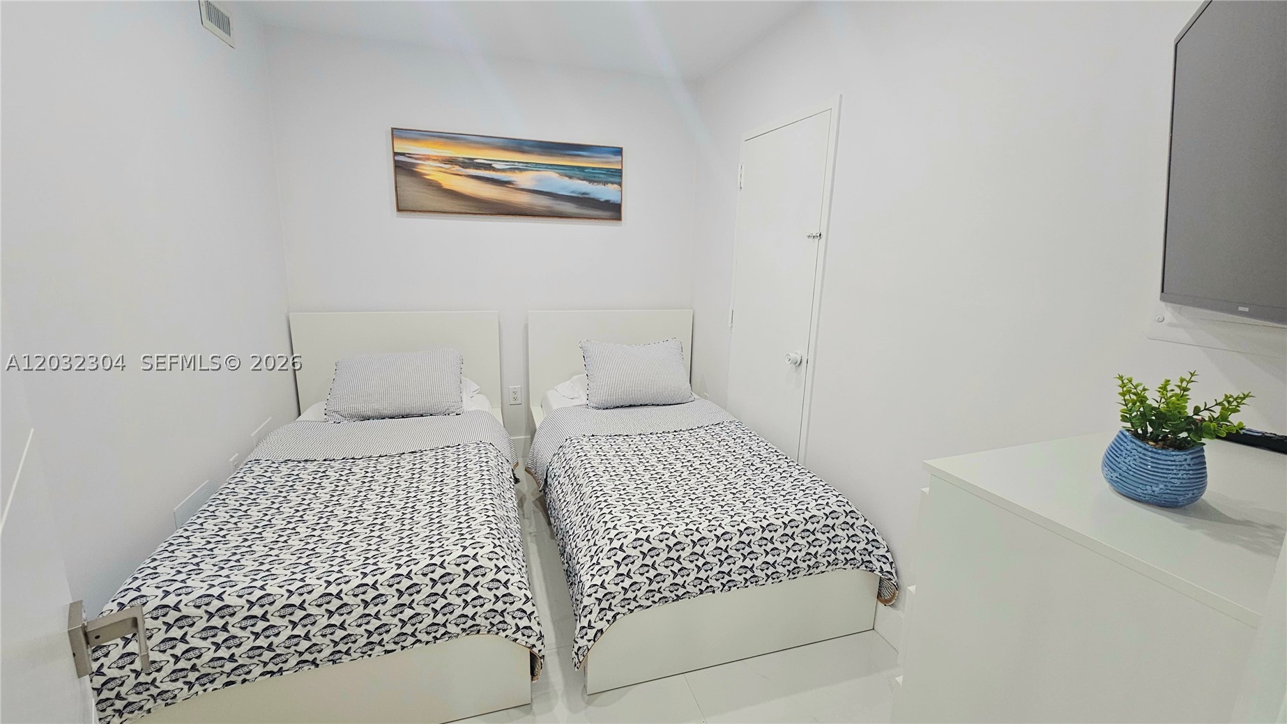 1950 S Ocean Dr 3d Property Photo 11