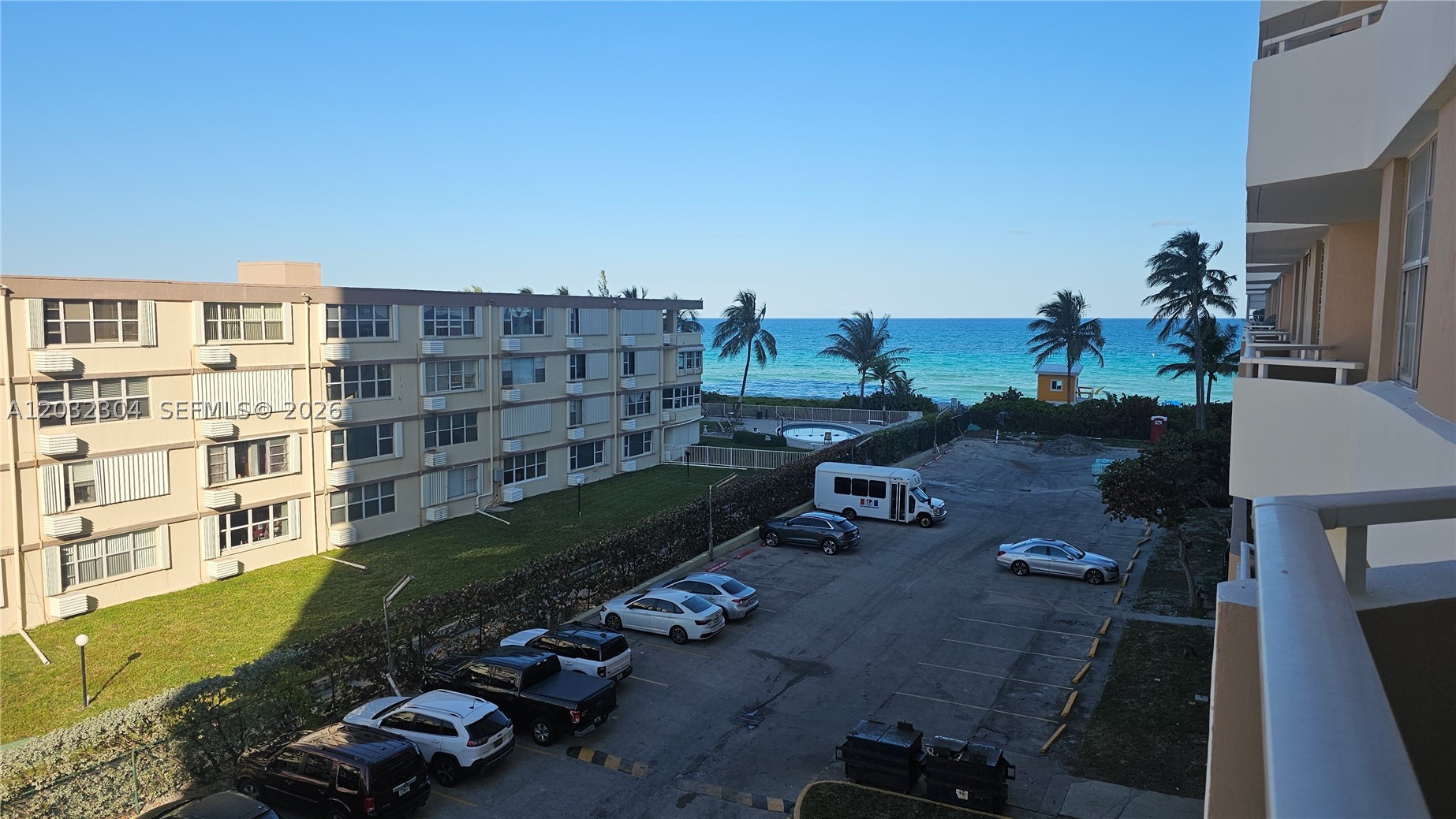 1950 S Ocean Dr 3d Property Photo 27