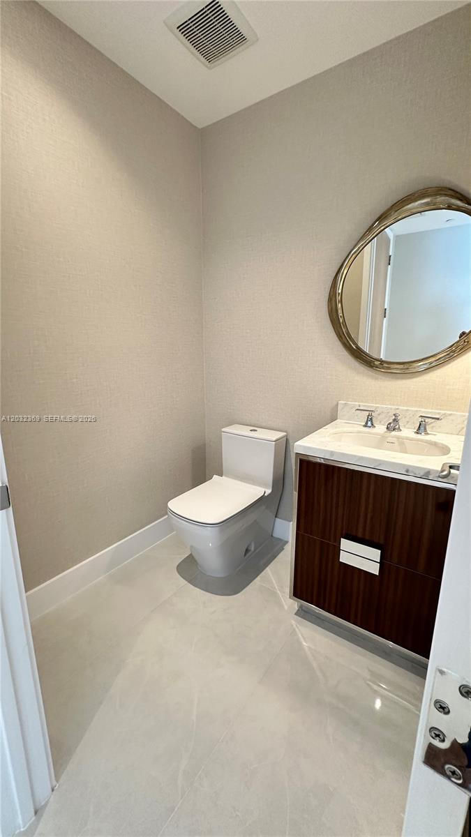 15701 Collins Ave 3804 Property Photo 43