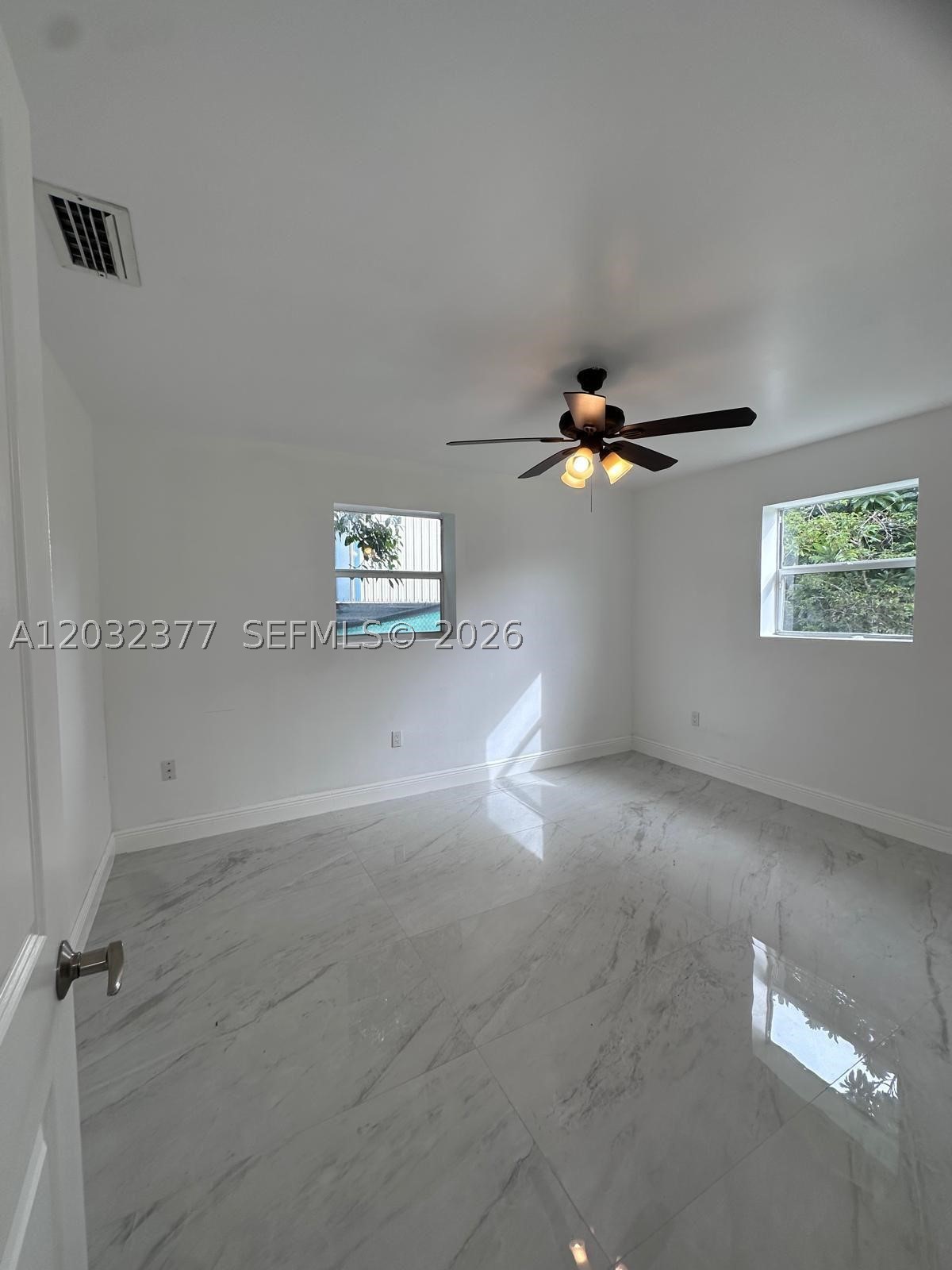 30245 Sw 198th Ave Property Photo 4