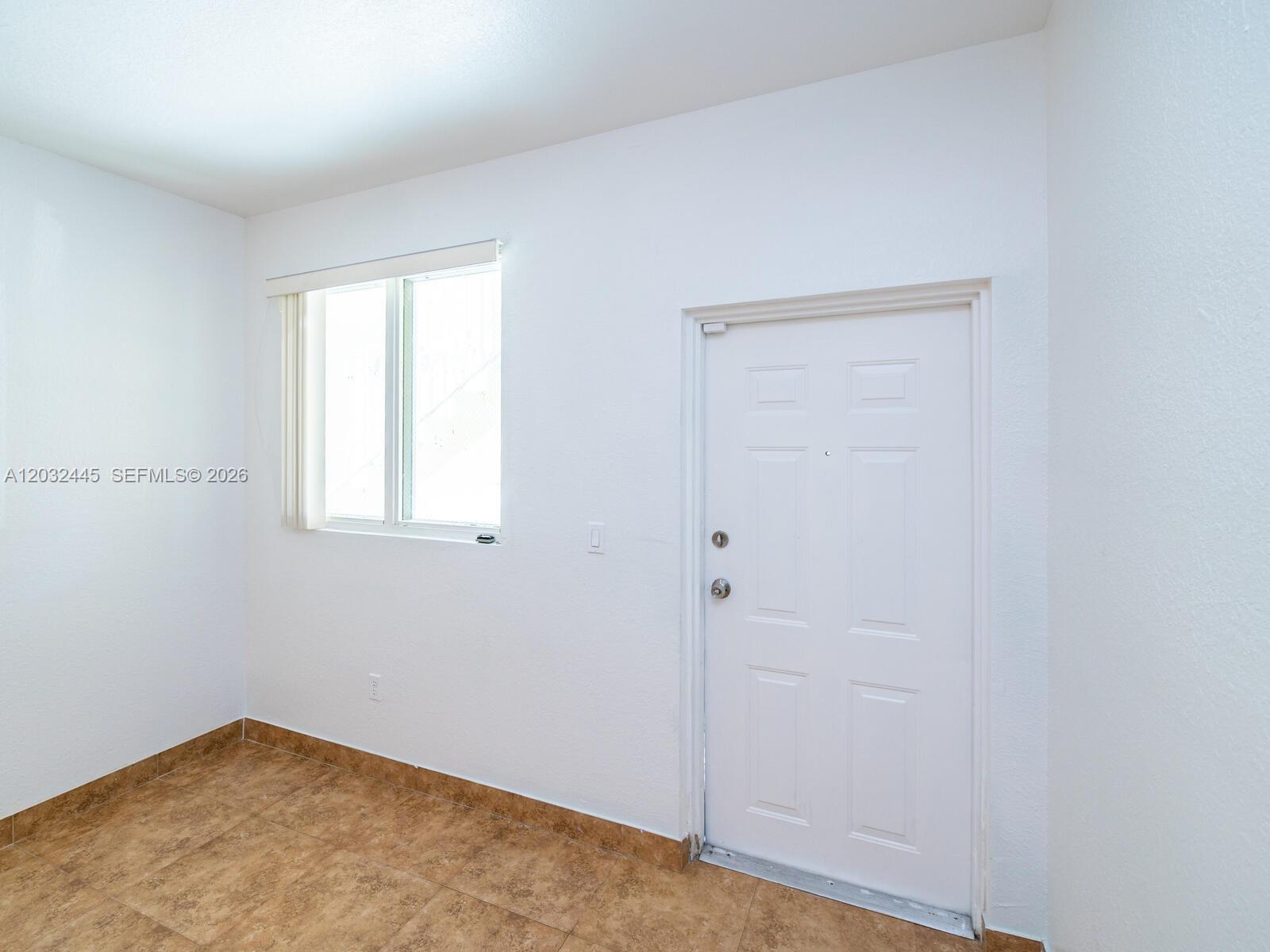 1663 Se 27th Dr 108 Property Photo 5