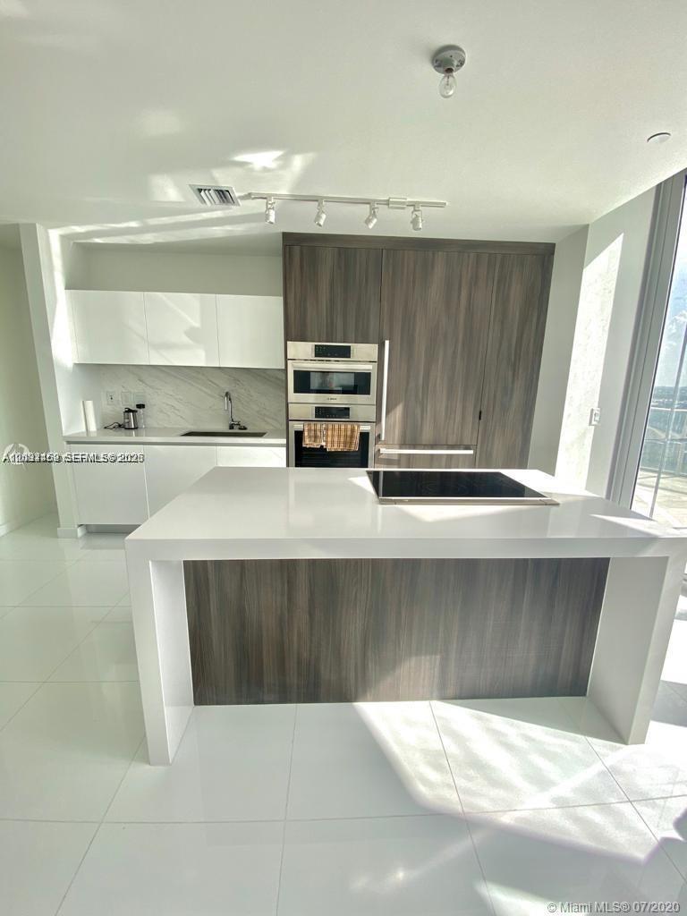 A12032462 Property Photo 9