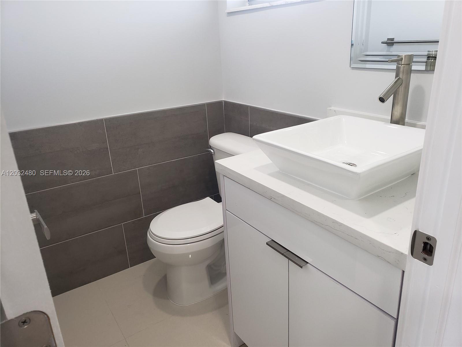 4700 Washington St 404 Property Photo 17