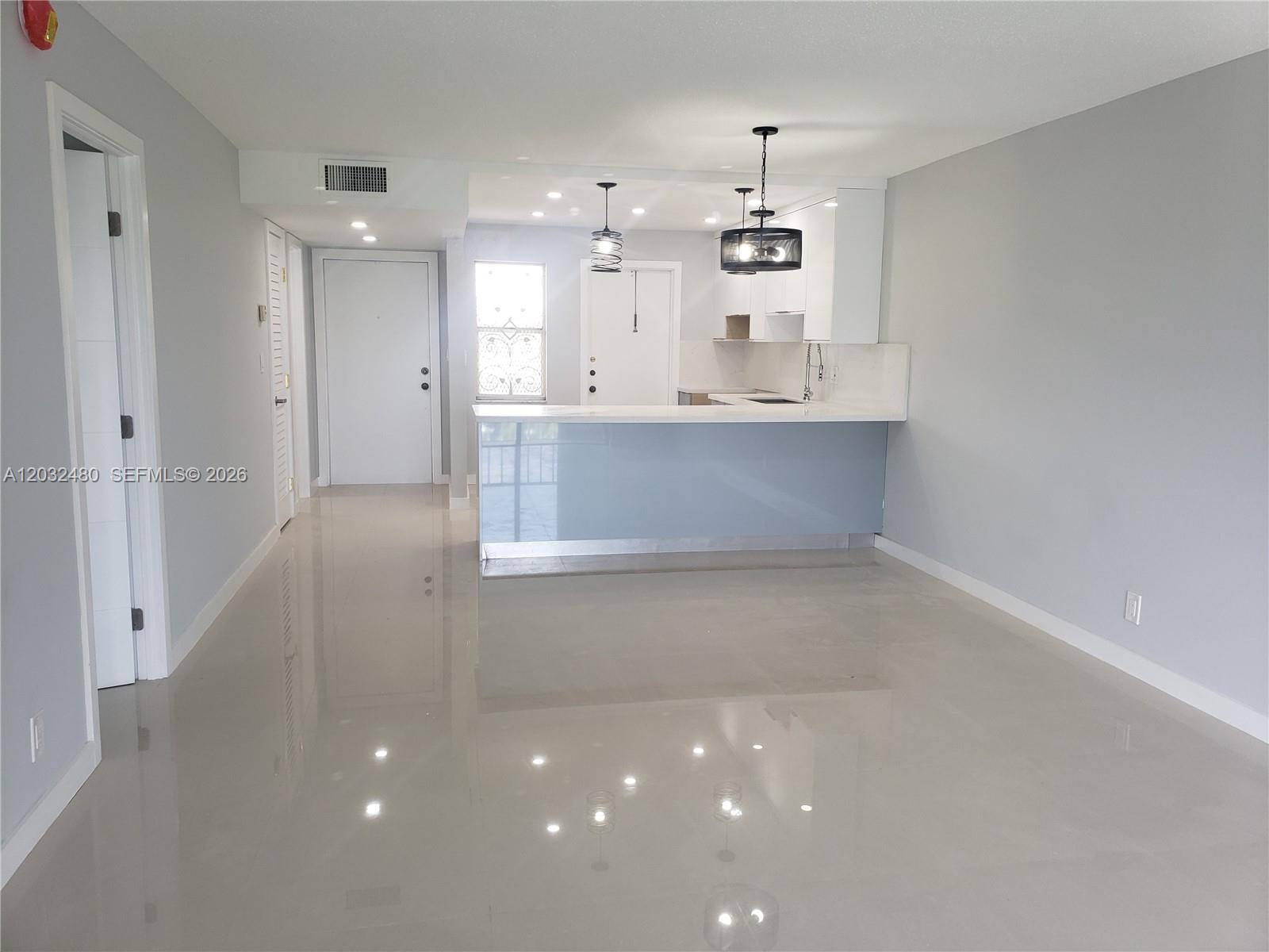 4700 Washington St 404 Property Photo 20