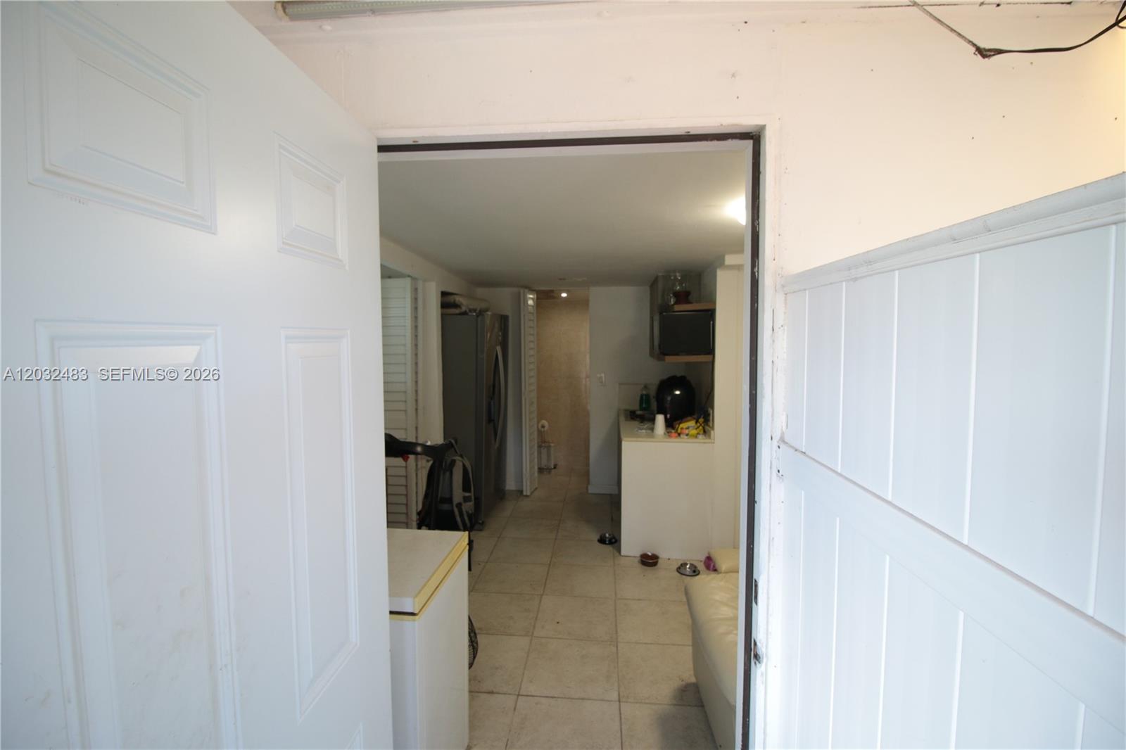 359 E 12th St Property Photo 18