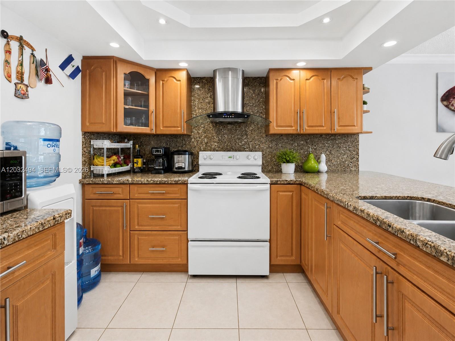5701 Collins Ave 1711 Property Photo 4